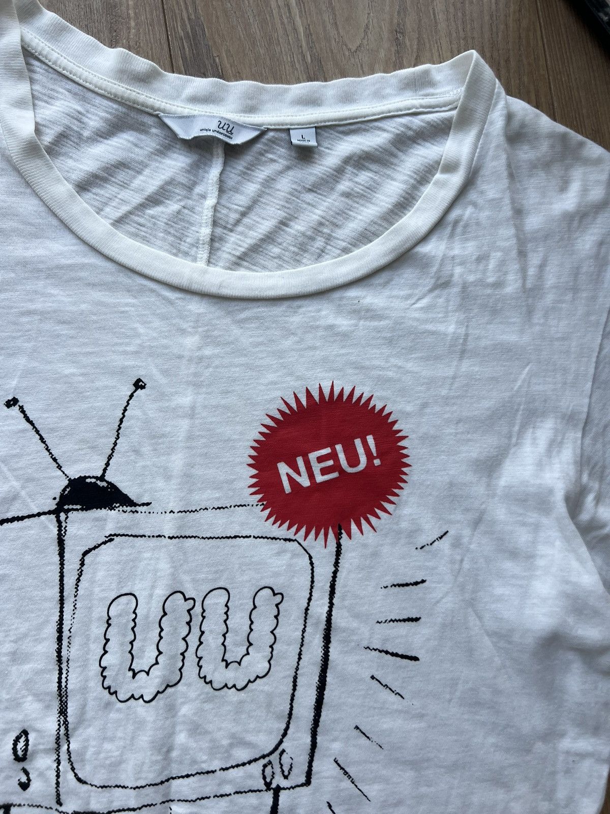 Undercover × Uniqlo UNDERCOVER X UNIQLO NEU TV Y2K TEE Size US L / EU 52-54 / 3 - 3 Thumbnail