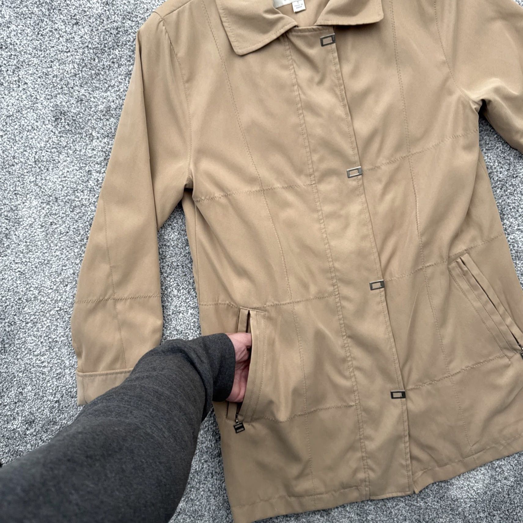 Vintage VINTAGE 90s Trench Coat Women S Office Minimalist Chic Light Academia Warm Coat Brown Studio Works Long Sleeve Button Pockets Lined Oversized Size S / US 4 / IT 40 - 5 Thumbnail