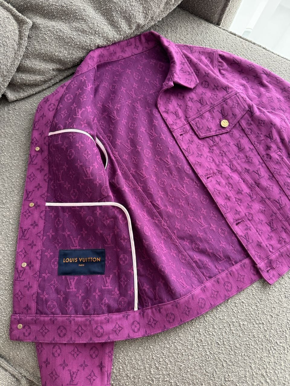Louis Vuitton LOUIS VUITTON Monogram Denim Trucker Jacket RARE Size US S / EU 44-46 / 1 - 2 Thumbnail