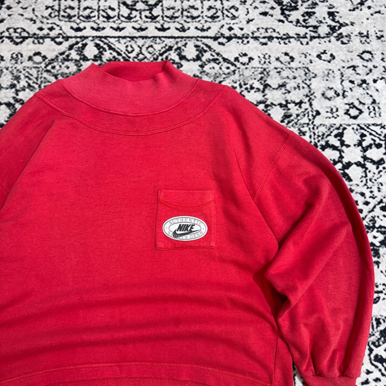 Nike × Vintage Vintage Nike Unisex Red Cotton Crewneck Size S Y2K 90s 80s Size US S / EU 44-46 / 1 - 6 Thumbnail