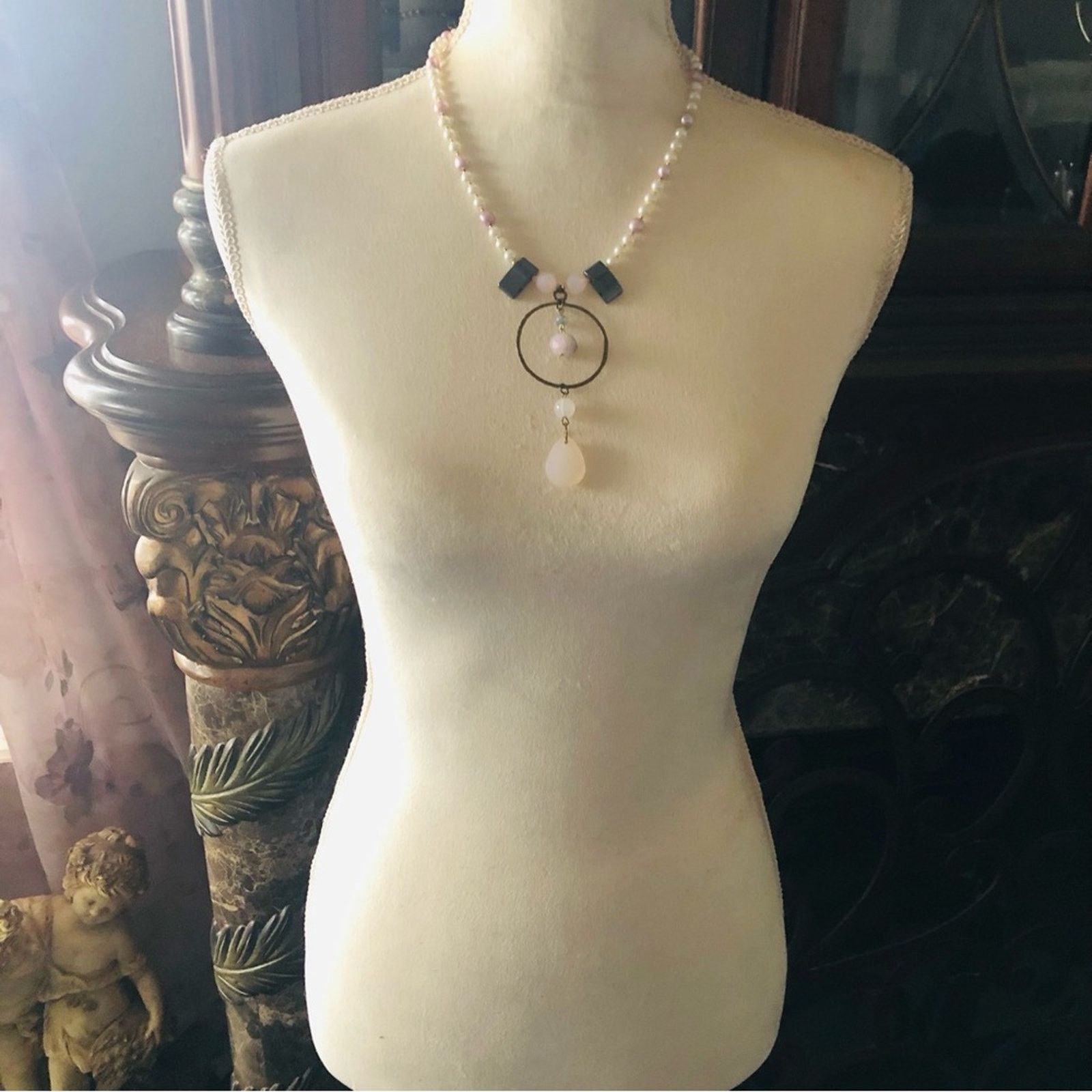 Handmade Handcrafted repurpose lilac freshwater Pearl necklace Size ONE SIZE - 6 Thumbnail