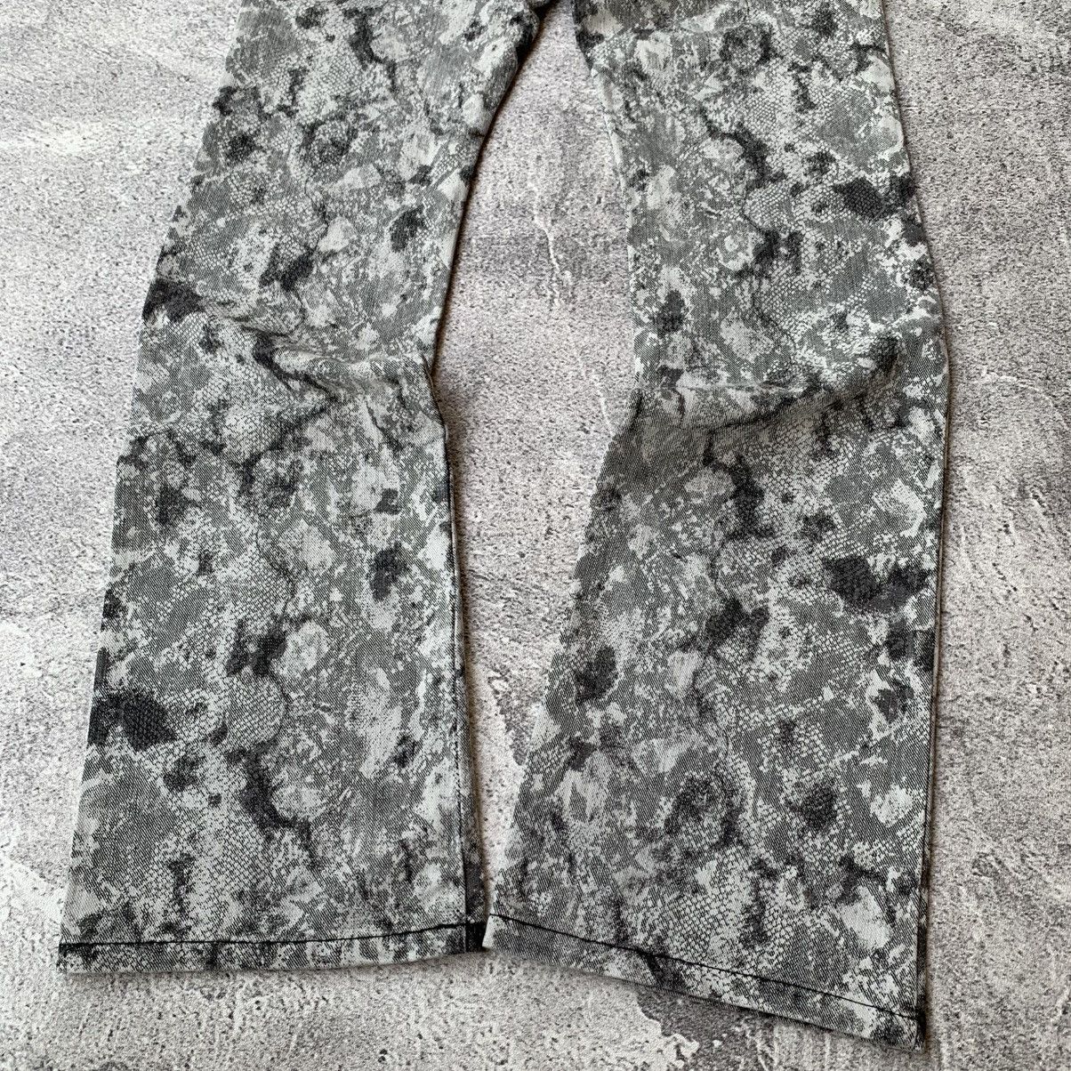 If Six Was Nine Rare🔥 Semantic Design Python Snake Skin Flared Jeans Size US 30 / EU 46 - 7 Thumbnail