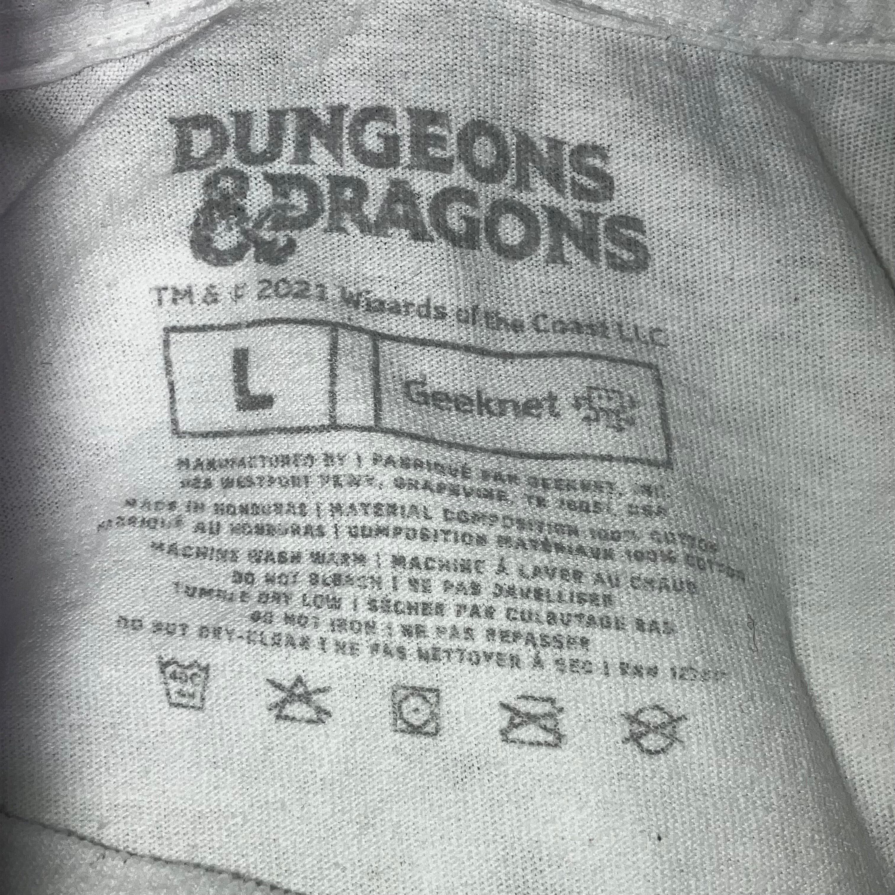 Vintage 2021 Dungeons & Dragons Tee Size L Size US L / EU 52-54 / 3 - 3 Thumbnail