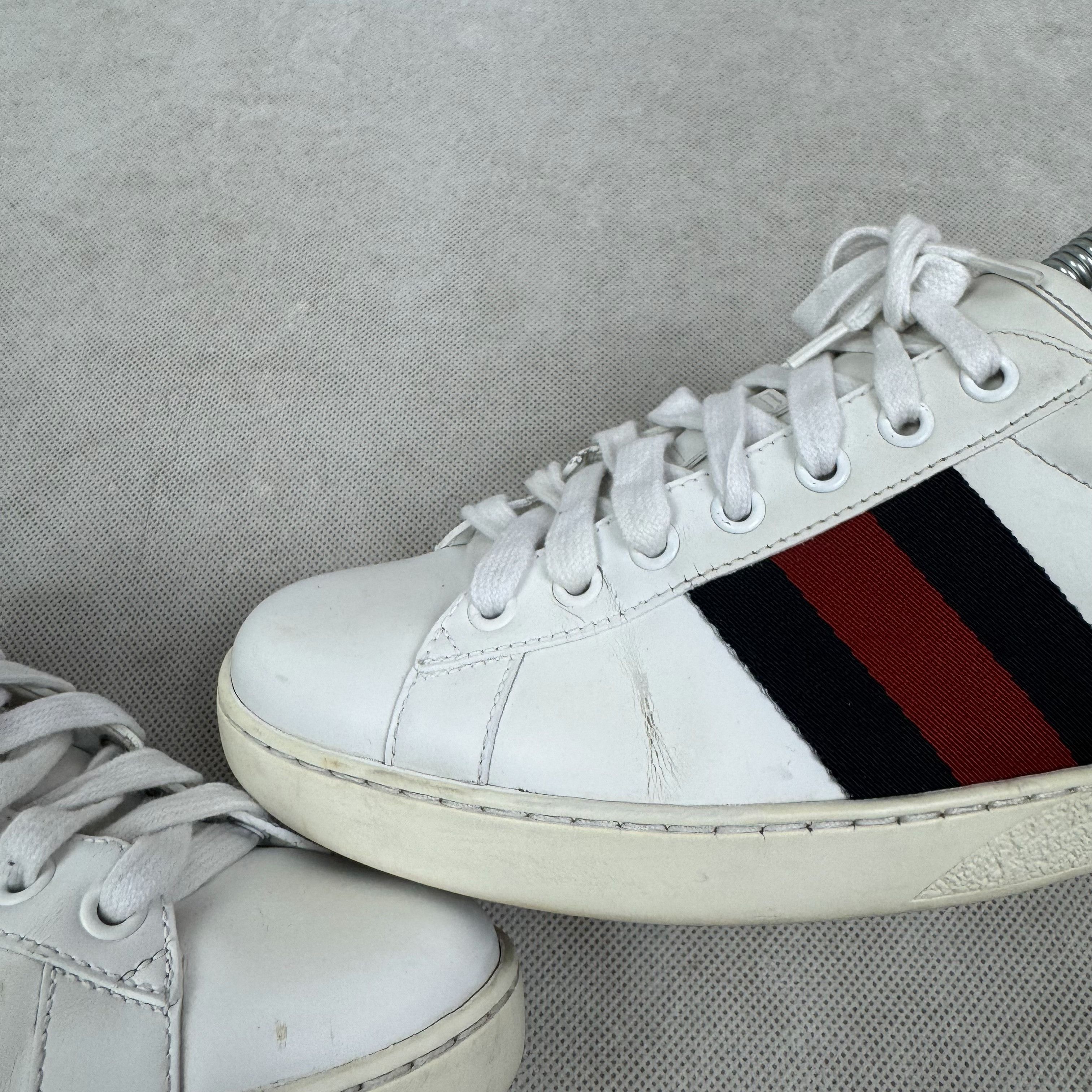 Gucci Gucci Ace Men's White Leather Round Toe Casual Lace Up Shoes Size US 6 / EU 39 - 5 Thumbnail