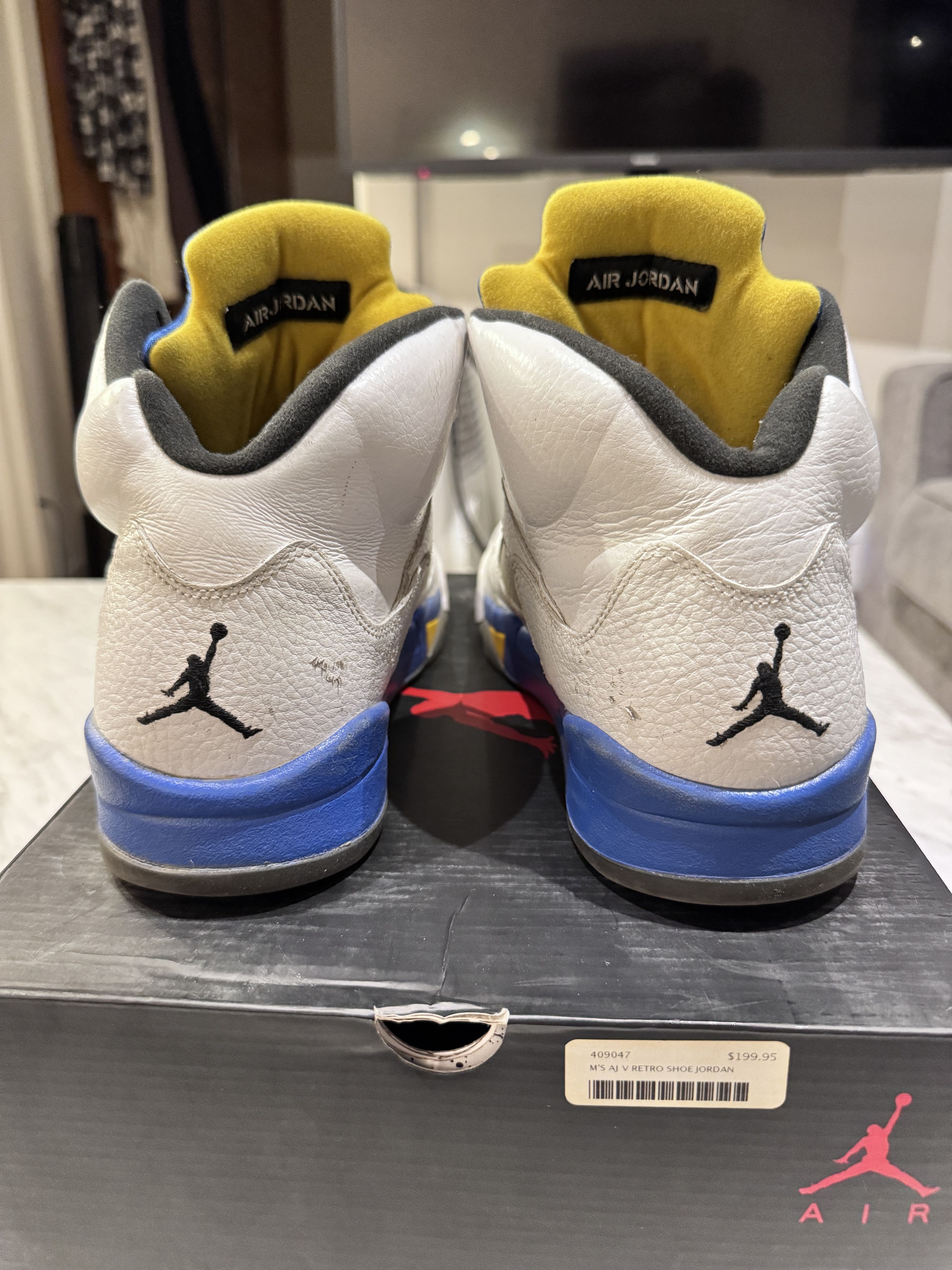 Jordan Brand Air Jordan 5 Laney Size US 10.5 / EU 43-44 - 2 Thumbnail