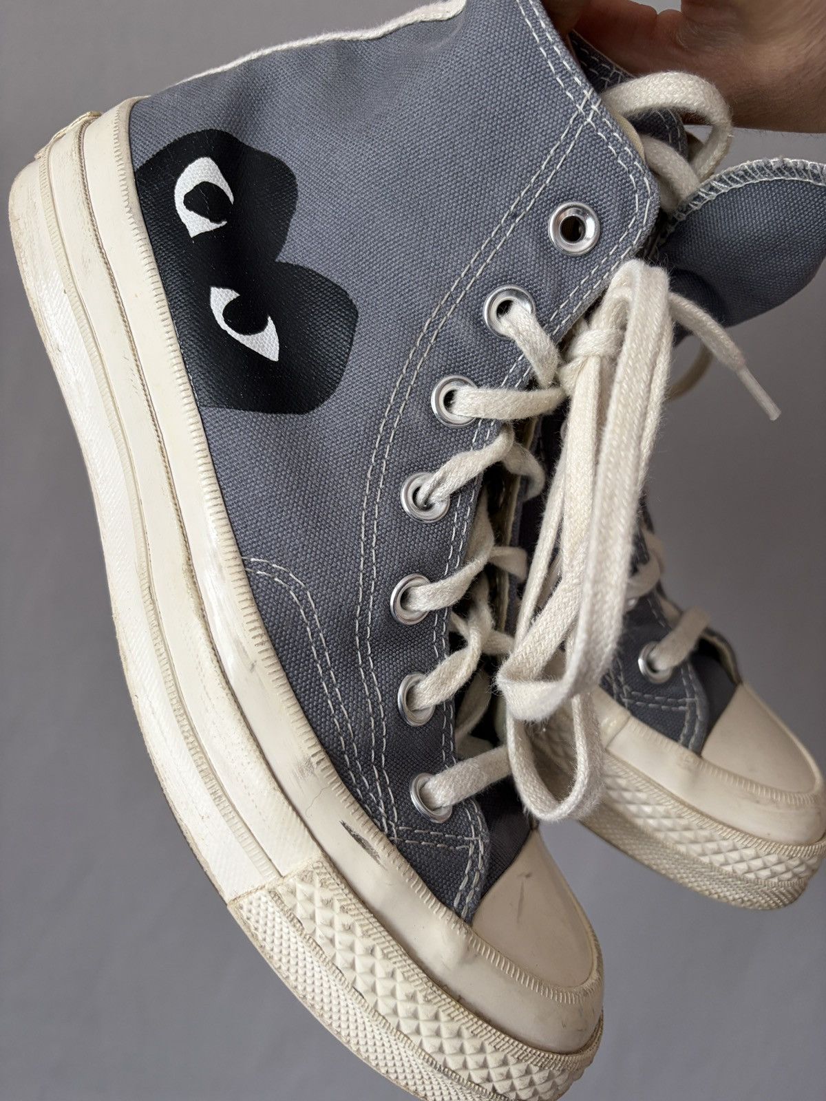 Comme des Garcons PLAY × Converse Comme Des Garcons Play x Converse Gray Hi-top Sneakers Size US 7 / IT 37 - 12 Thumbnail