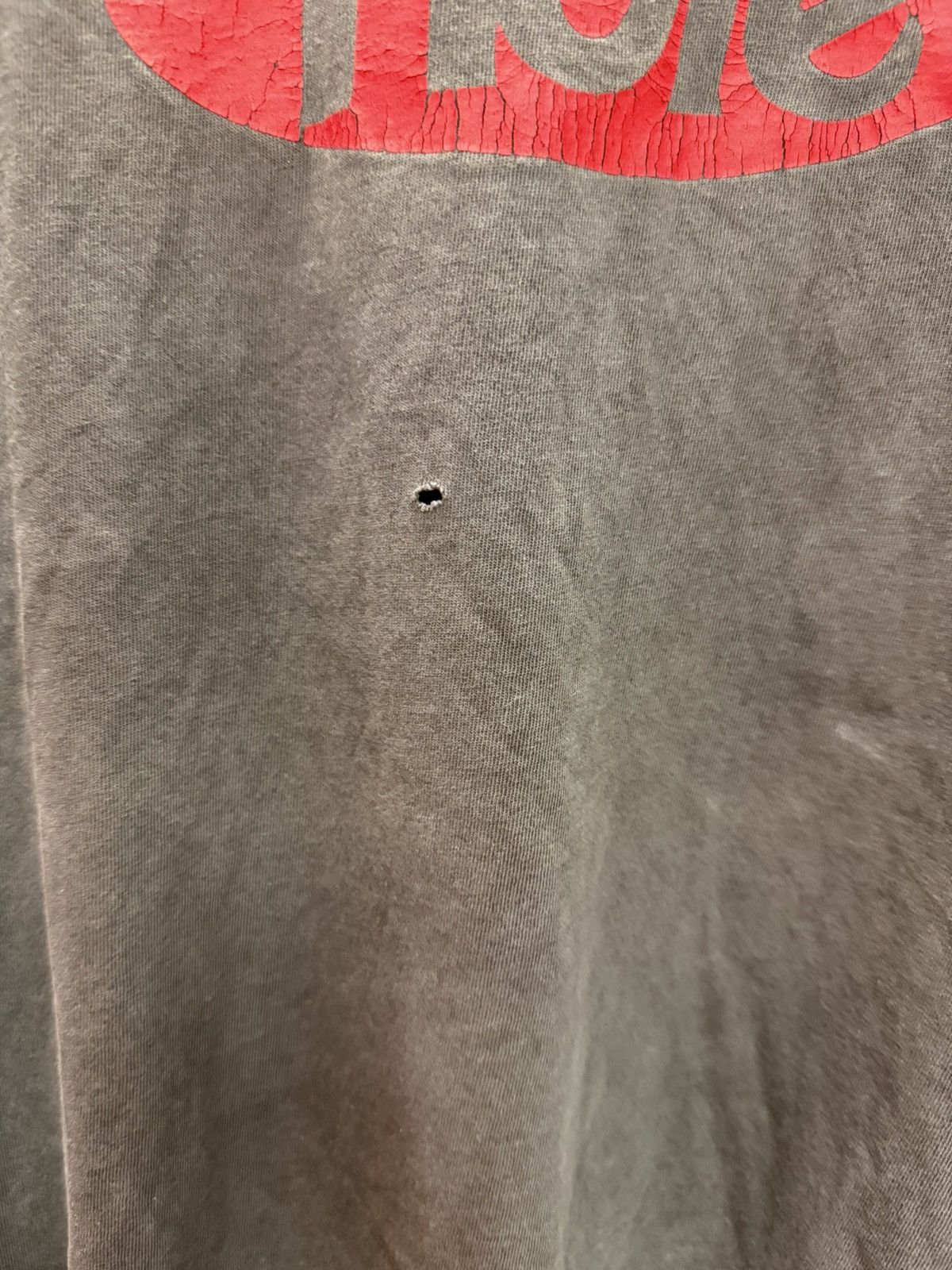 Vintage Vintage Hole Roseland NYC Use Once And Destroy Shirt size XL Size US XL / EU 56 / 4 - 9 Thumbnail