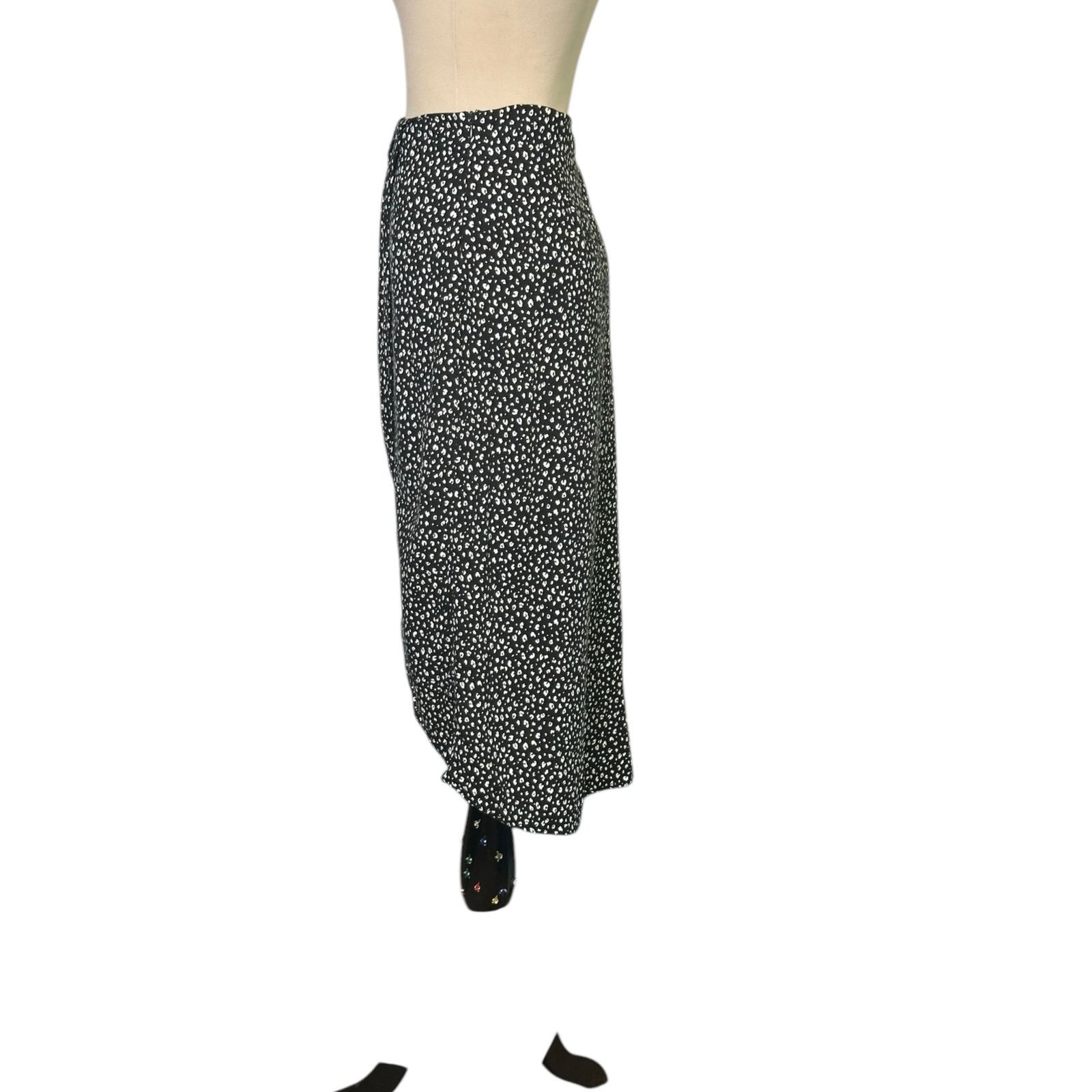 Other Urban Romantics black white faux wrap midi skirt size Large Size 34" / US 12 / IT 48 - 9 Thumbnail