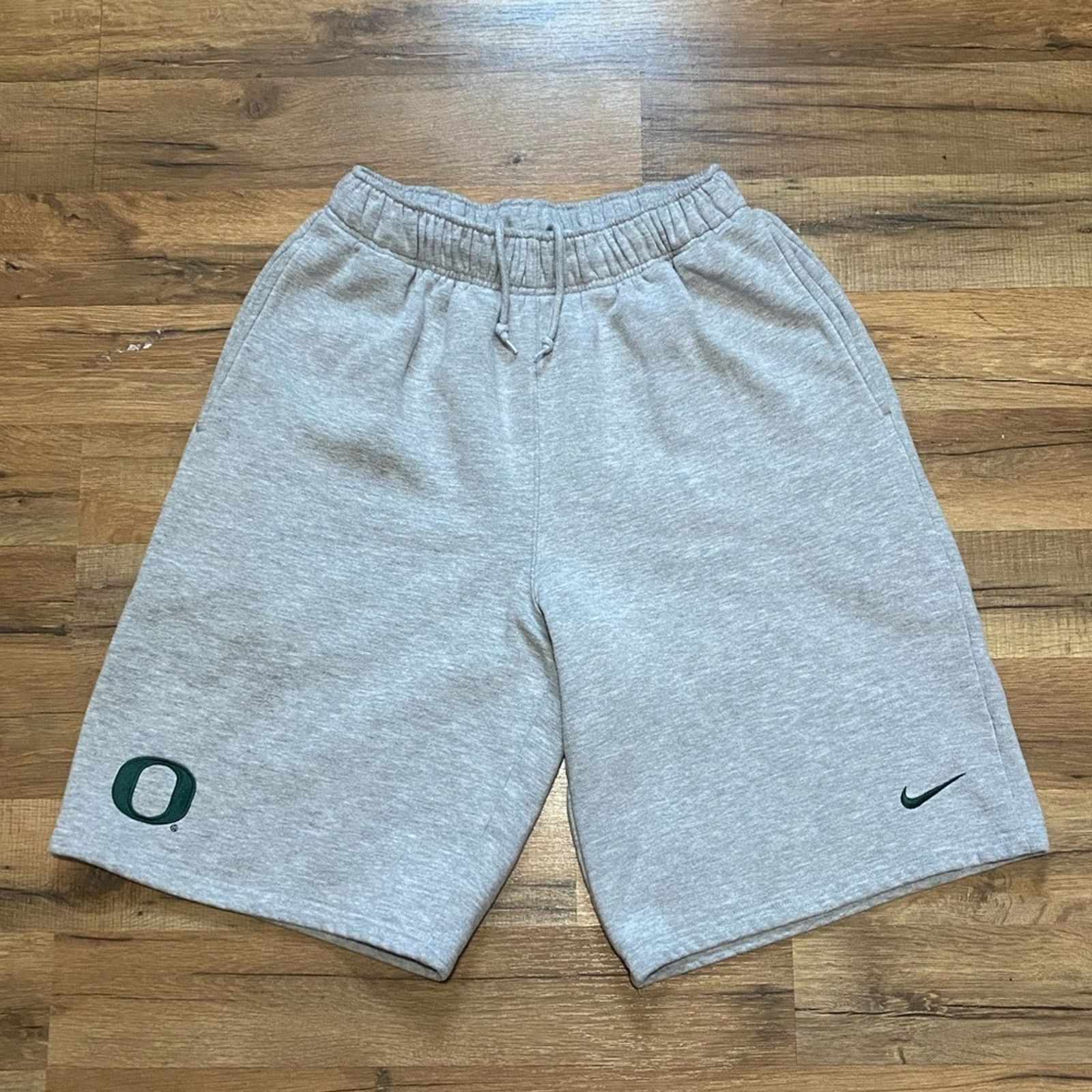 Nike Y2K Nike Oregon Team Shorts Size US 27 - 1 Thumbnail