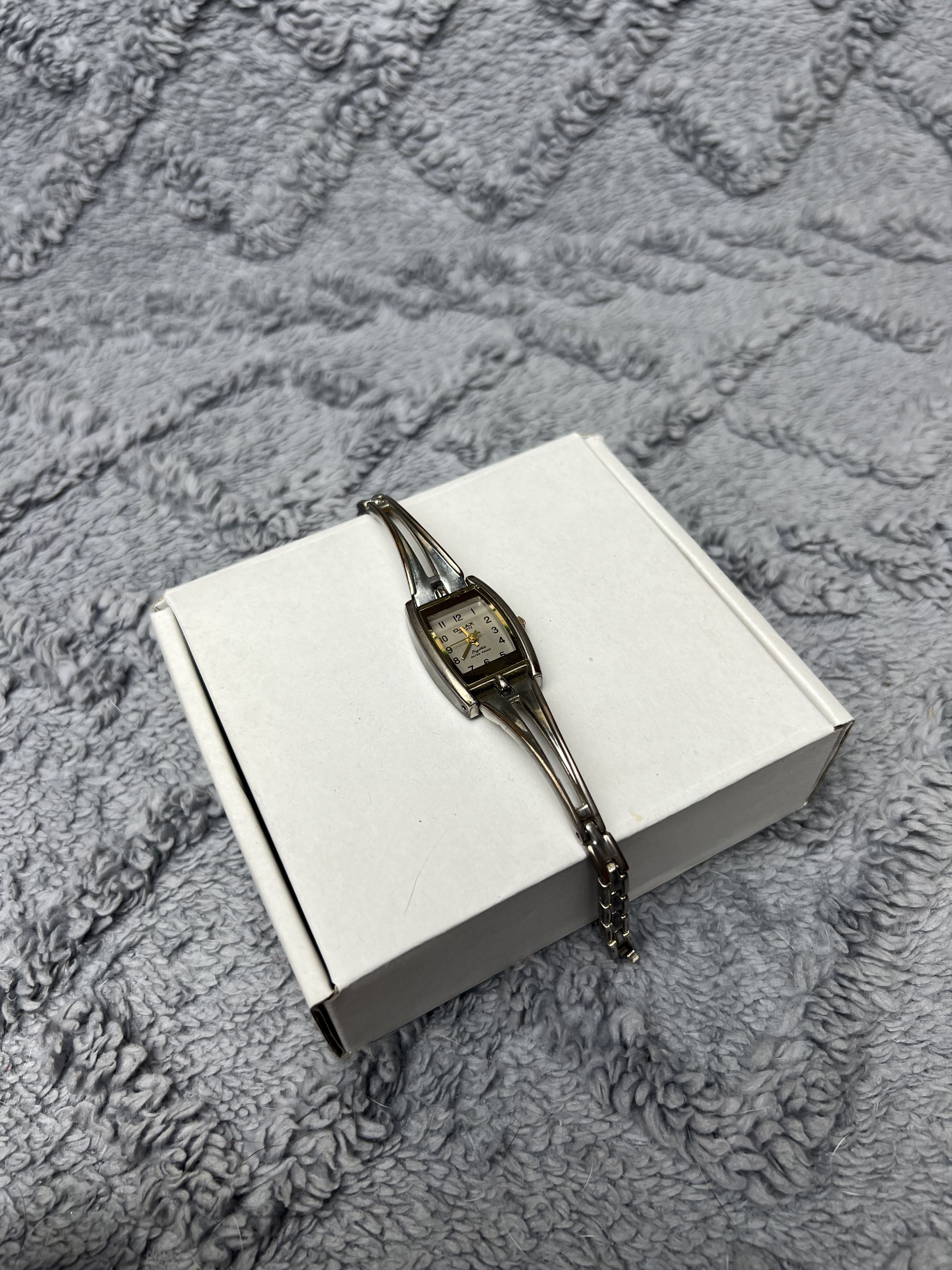 Vintage Futuristic Vintage Omax Japanese Style Chain Bracelet Watch Size ONE SIZE - 9 Thumbnail