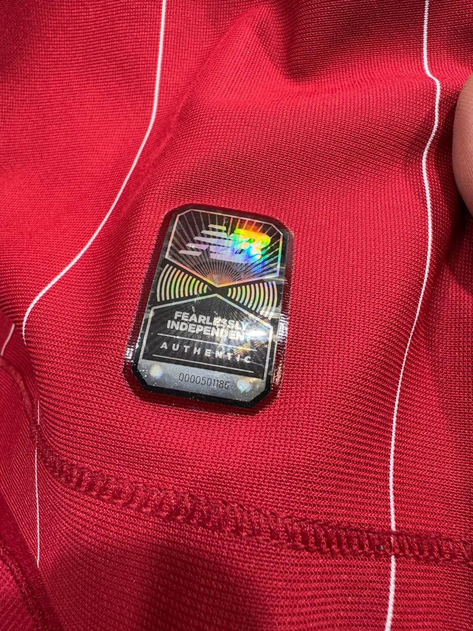 Other LIVERPOOL 2019/2020 HOME FOOTBALL SHIRT NEW BALANCE Size US S / EU 44-46 / 1 - 4 Thumbnail