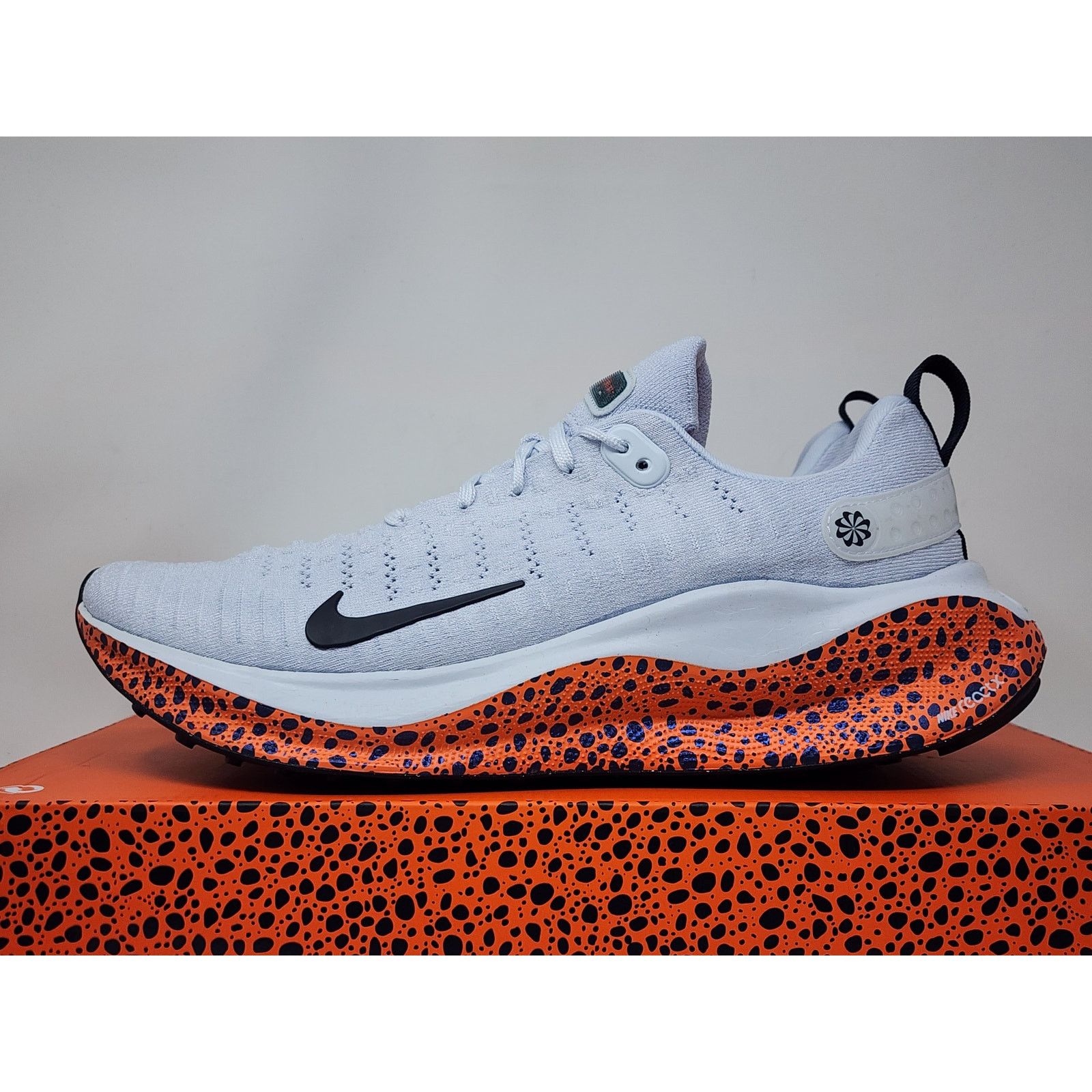 Nike DS Nike ReactX Infinity Run 4 ELECTRIC PACK FN7677-900 Size US 11 / IT 41 - 3 Thumbnail