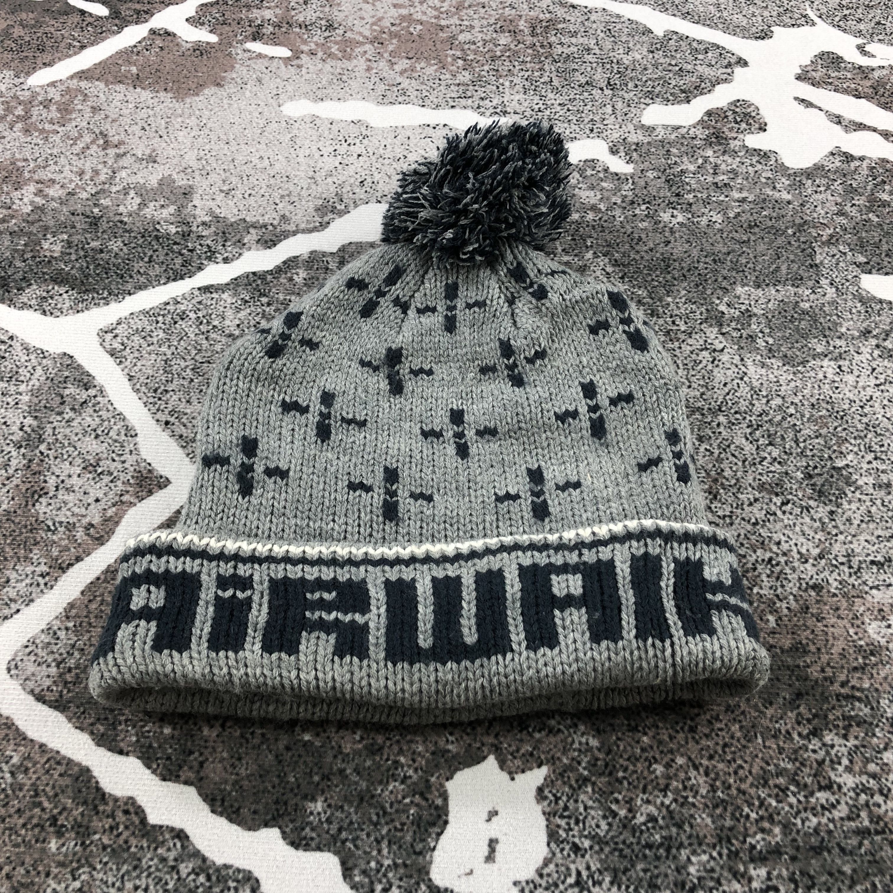 image of Airwalk Little Crosses Bobble Beanie Snowcap Snow Hat B15, Men's