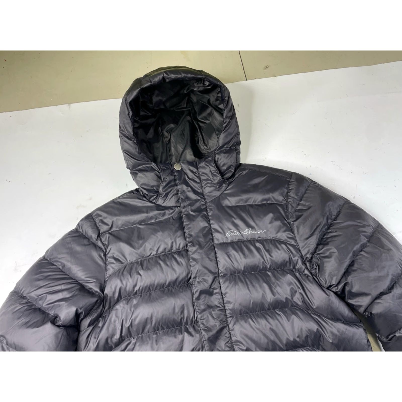 Eddie Bauer Eddie Bauer 550 Puffer Jacket Parka Jacket Mens Medium Black Lightweight Hooded Size M Black Outdoor (no rips or stains) Size US M / EU 48-50 / 2 - 2 Thumbnail