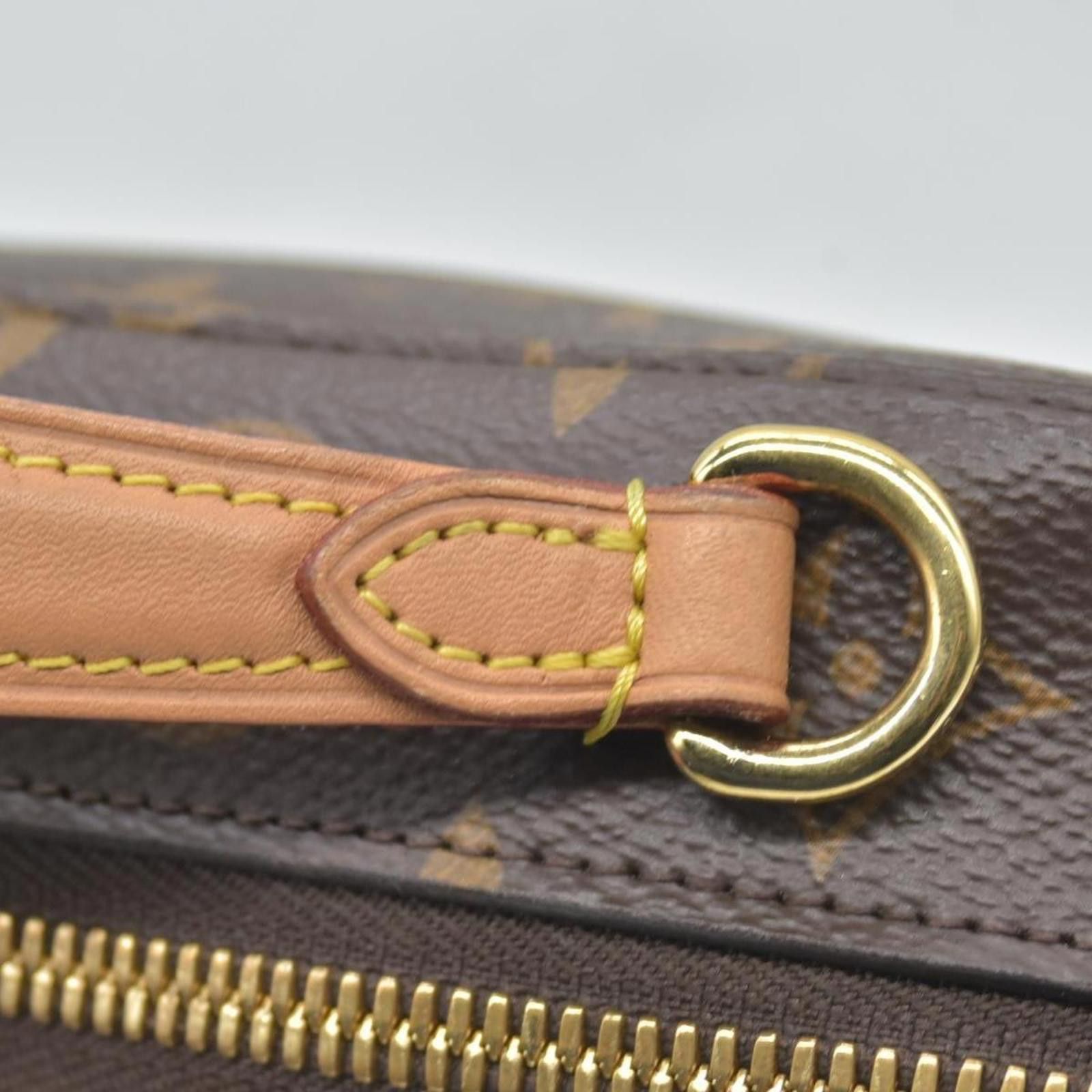 Louis Vuitton $3100 Louis Vuitton Monogram Utility Crossbody Size ONE SIZE - 10 Thumbnail