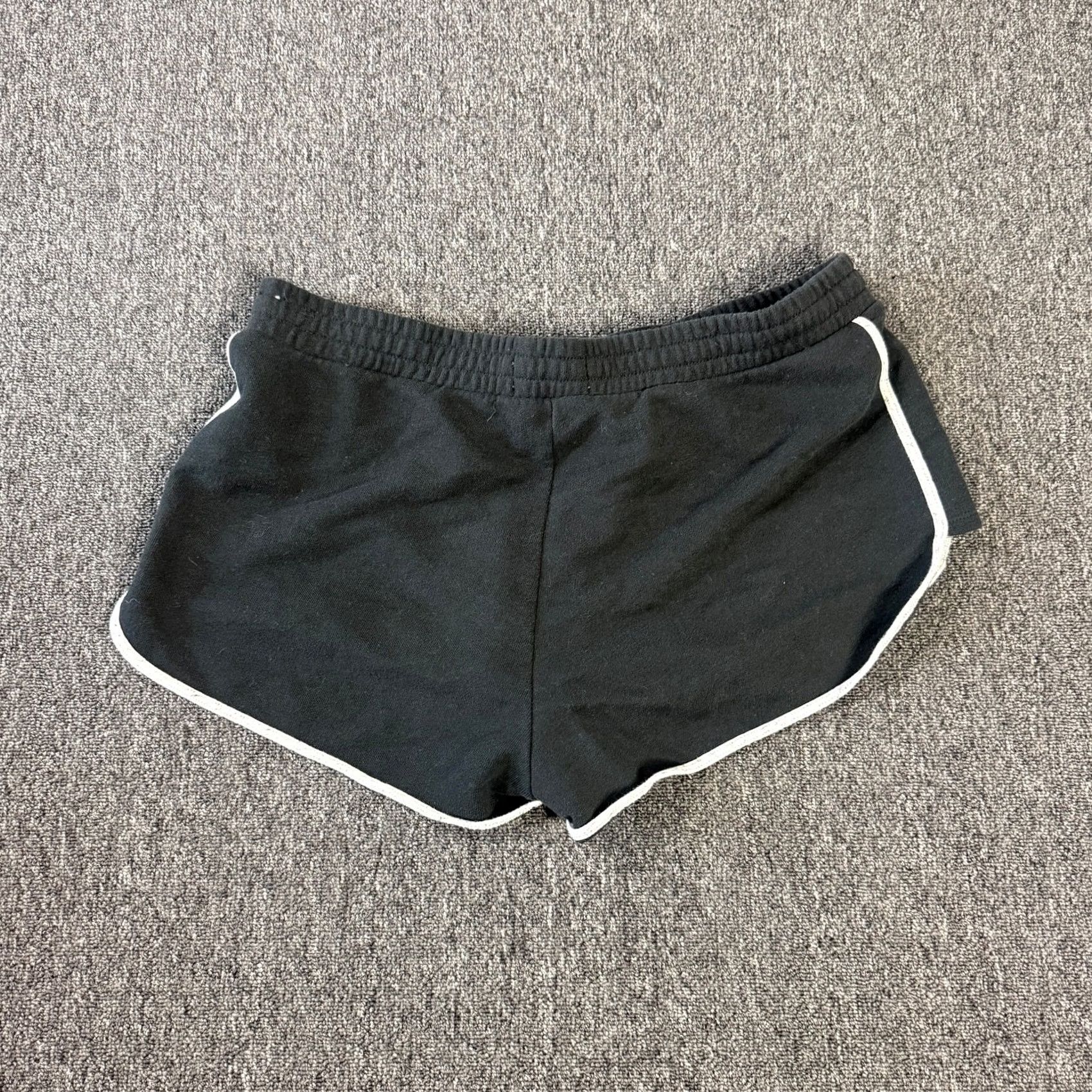 Abercrombie & Fitch VINTAGE Abercrombie & Fitch Drawstring Lounge Short Black White Medium Womens Size 32" / US 10 / IT 46 - 2 Thumbnail