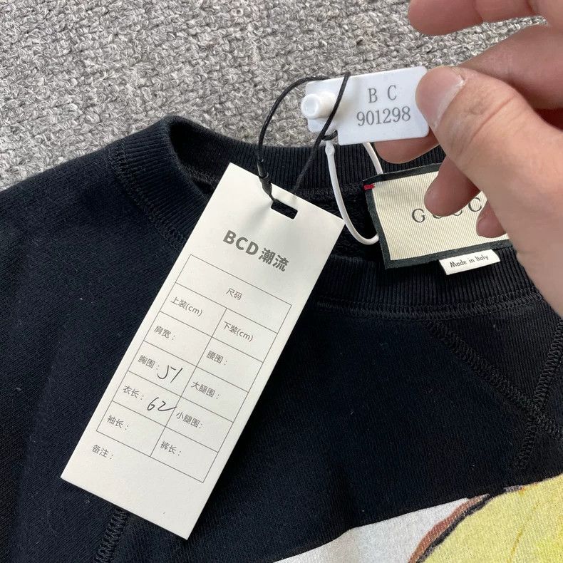 Gucci Gucci Size OS Princess sweatshirt size OS 2502-Nextarrow Size US M / EU 48-50 / 2 - 6 Thumbnail