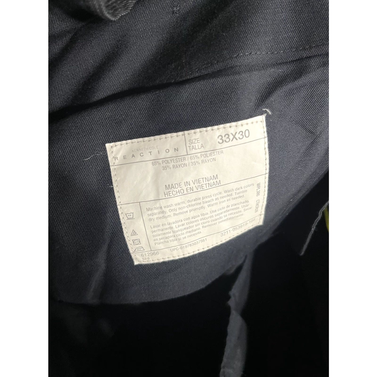 Kenneth Cole KENNETH COLE Reaction Flat Front Pants 33x30 Black Solid Dress Pants Men Size US 33 - 7 Thumbnail
