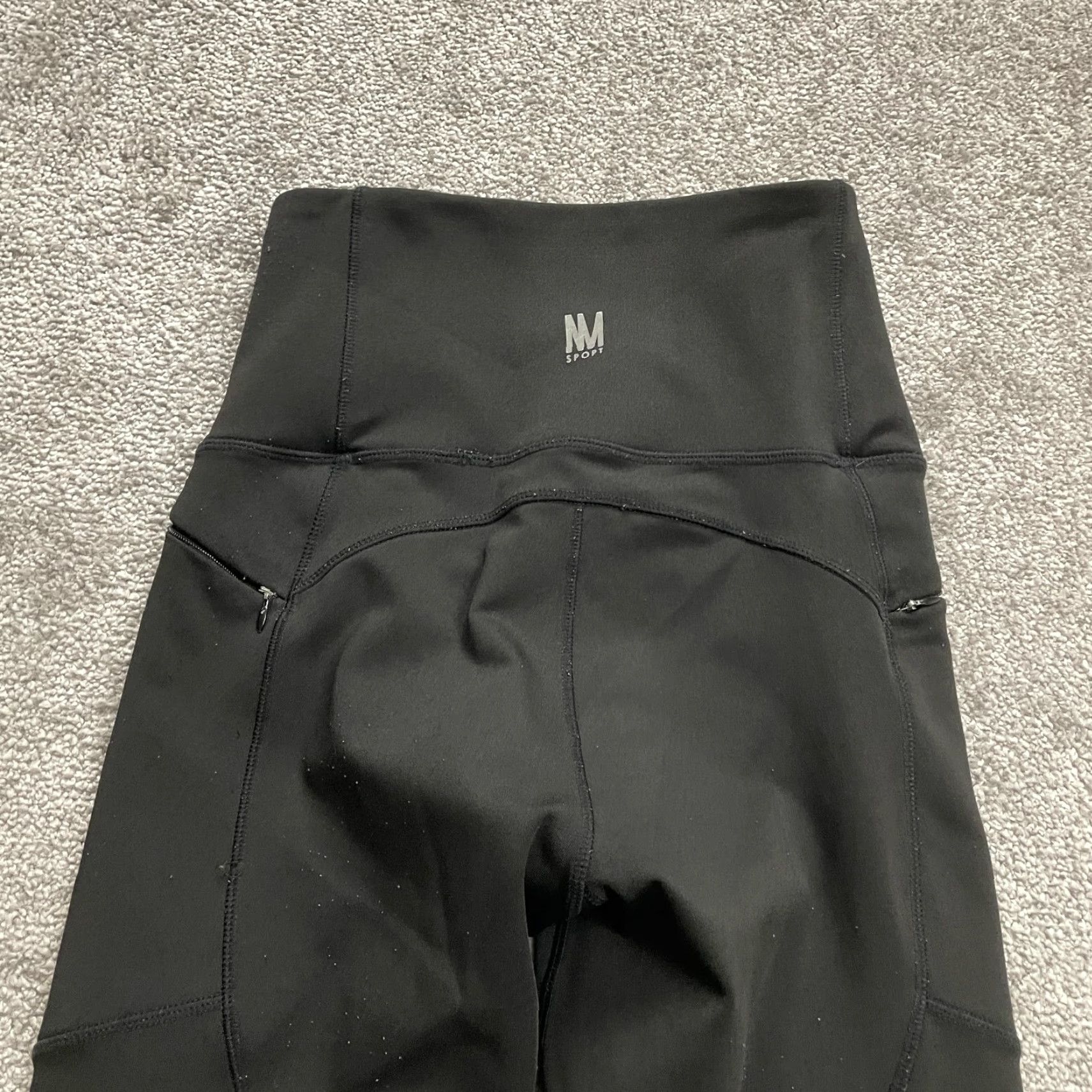 Nicole Miller Nicole Miller Compression Leggings Women Small Black Zip Pockets Active 24x24.5 Athletic Slim Leggings Womens Black 24x24.5 Size 28" / US 6 / IT 42 - 3 Thumbnail