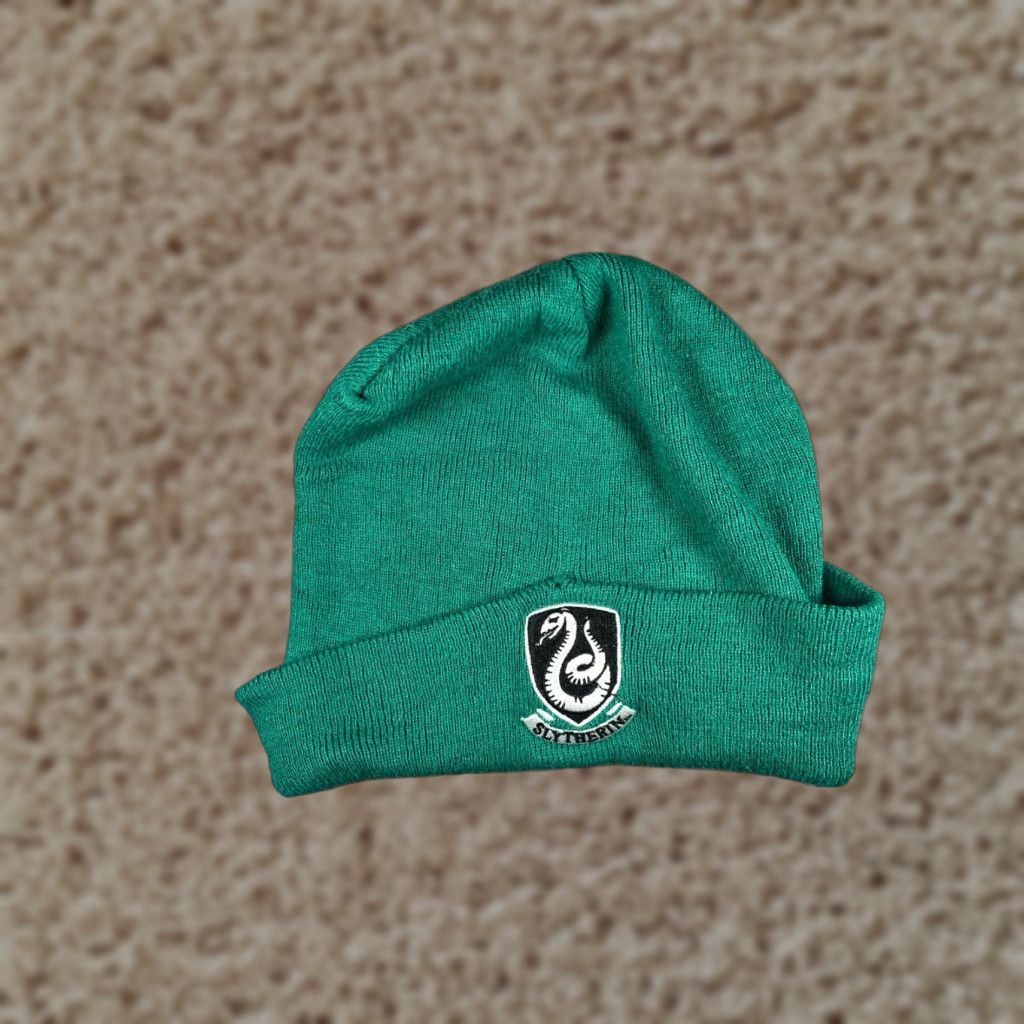 Vintage Slytherin Harry Potter Beanie Toque Unbranded Knit 100% Acrylic Green One Size Hat Adults Mens Womens Unisex Adults Beanie Size ONE SIZE - 1 Thumbnail