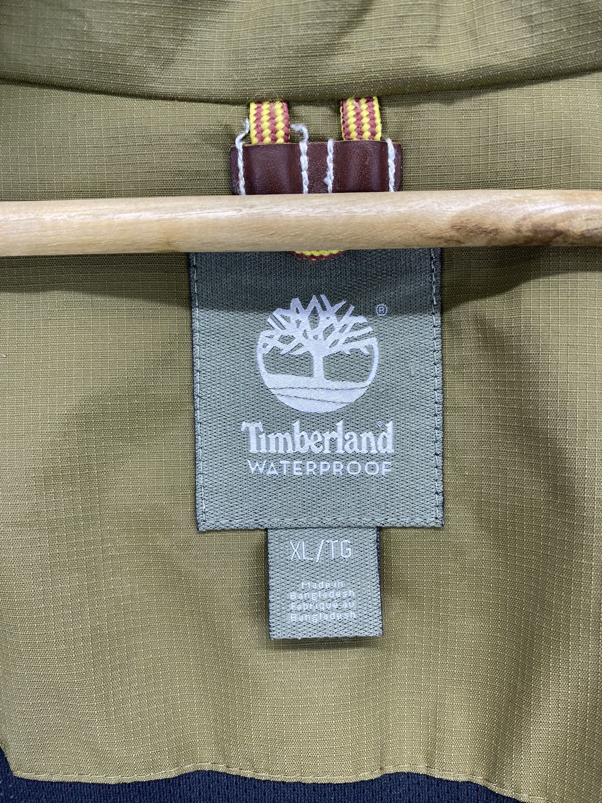Timberland Vintage Timberland Waterproof Hooded Jacket Size US XL / EU 56 / 4 - 8 Thumbnail