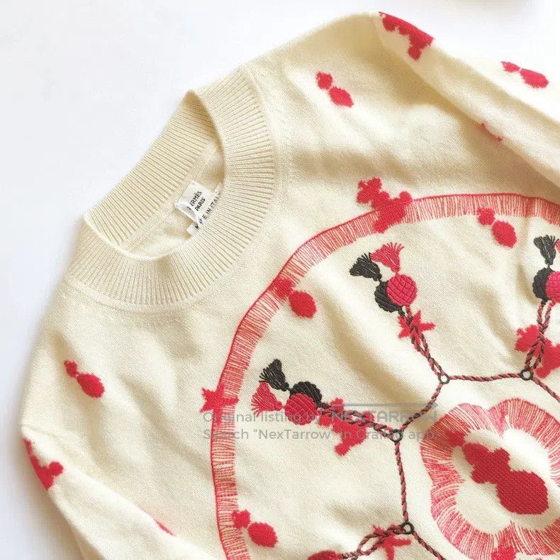 Hermes Hermes Cashmere Embroidered Beige Sweater White Size XS / US 0-2 / IT 36-38 - 2 Thumbnail