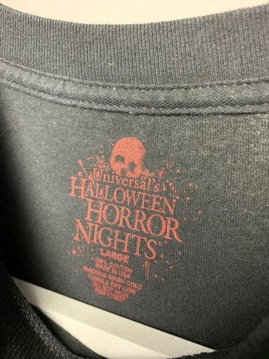 Band Tees Universal Studios Halloween Horror T-shirt vintage movie L Size US L / EU 52-54 / 3 - 3 Thumbnail