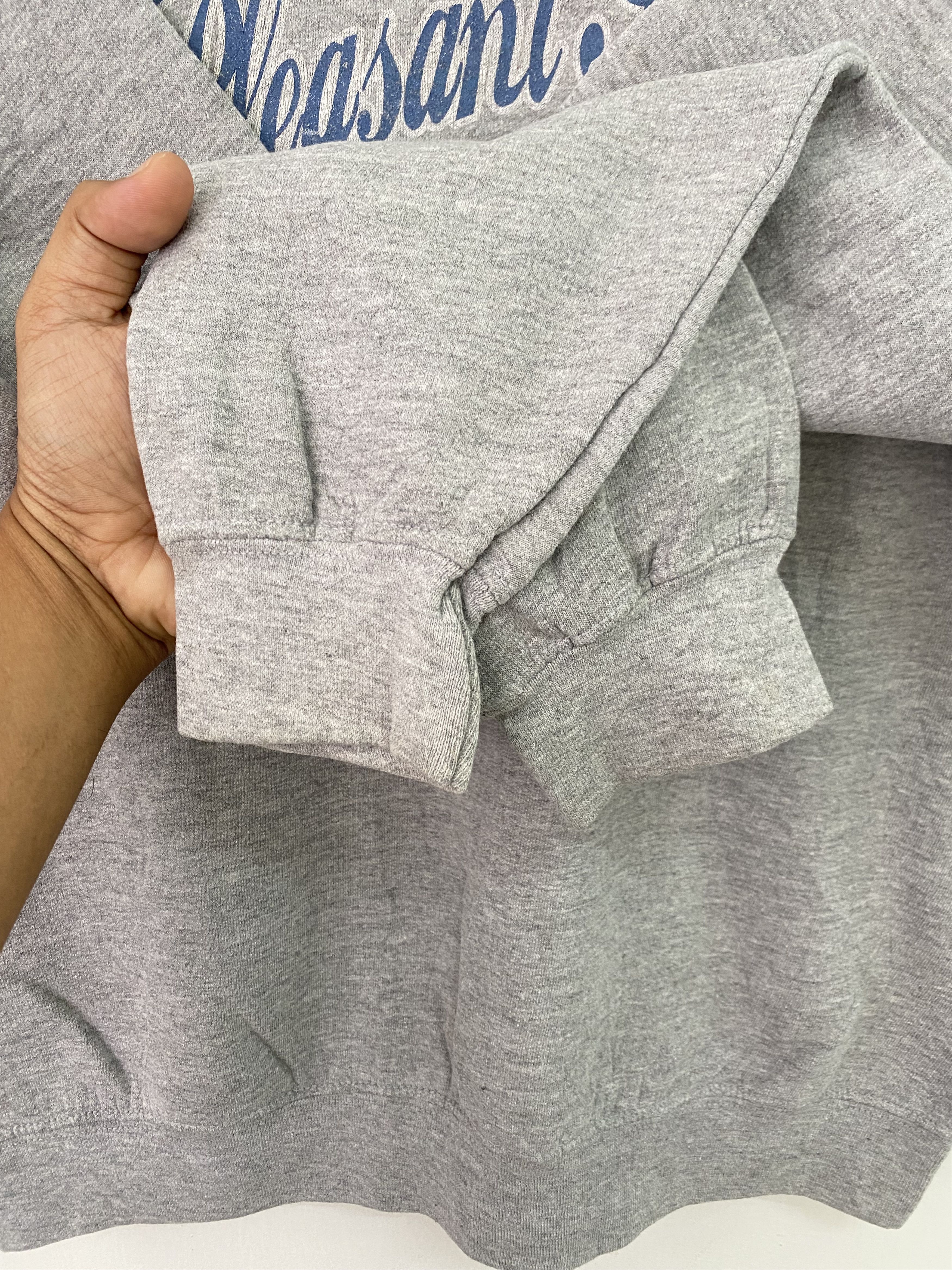 Gildan Pleasant Hill California INC 1961 Grey Sweatshirt M Size Size US M / EU 48-50 / 2 - 6 Thumbnail