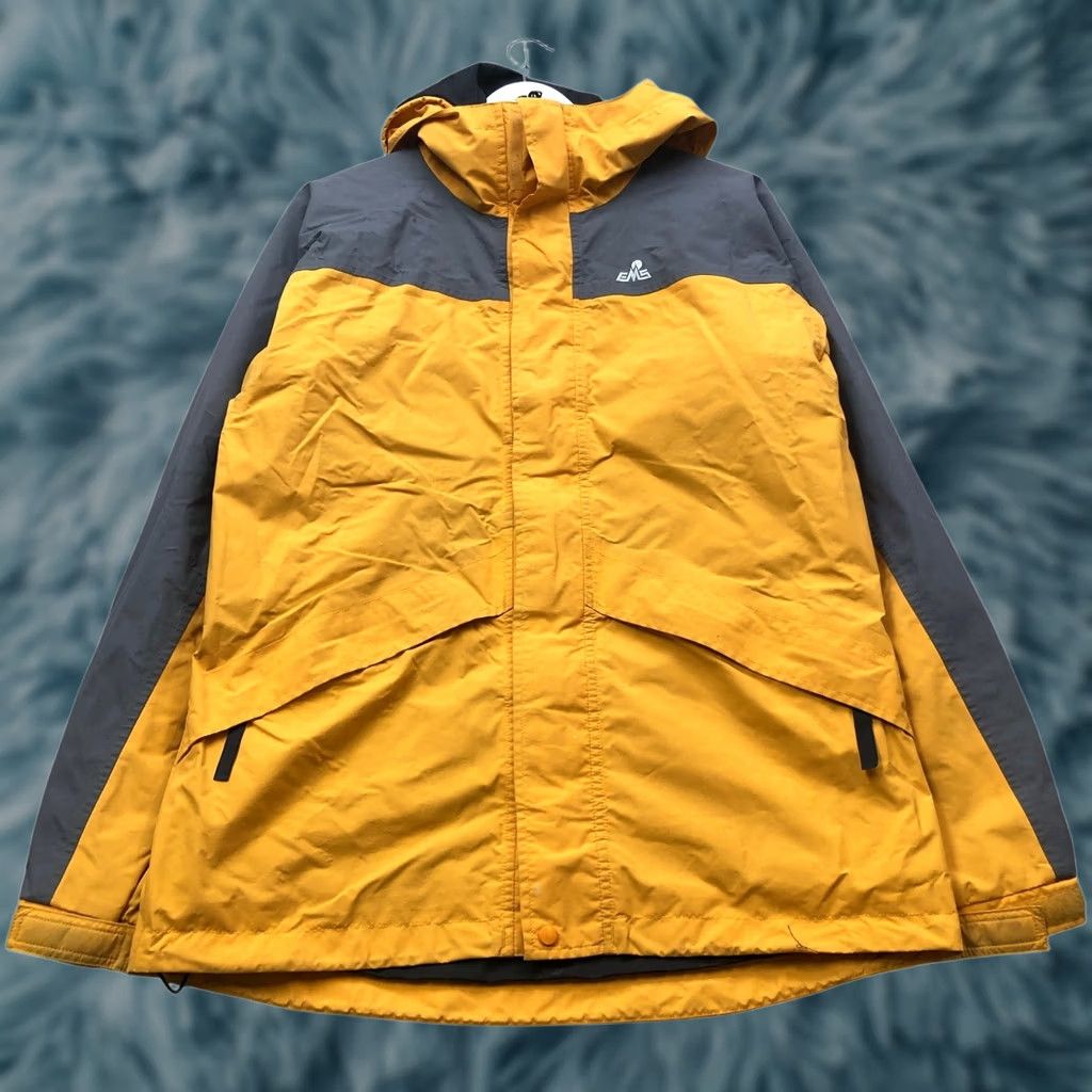 Eastern Mountain Sports VINTAGE EMS Gore-Tex Jacket Mens M Yellow Windbreaker Zip Full Zip Pockets Logo Outdoor Casual 90s? Size US M / EU 48-50 / 2 - 1 Thumbnail