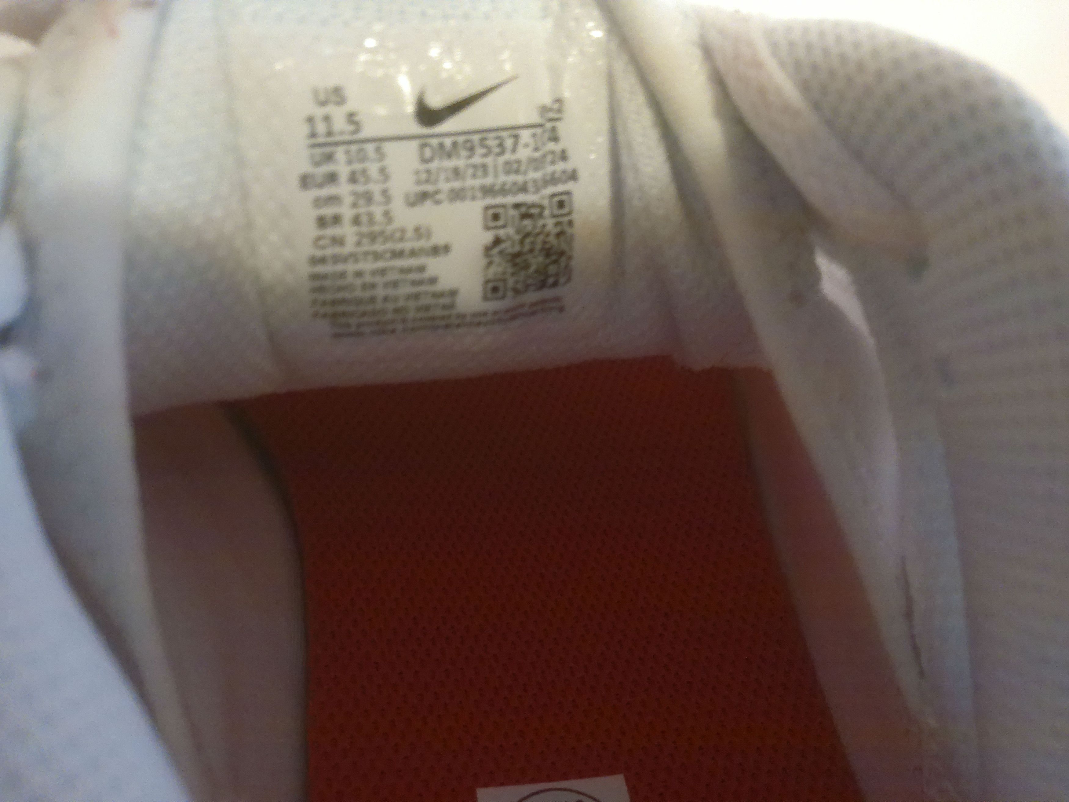 Nike Nike Air Max SYSTM White University Red New in Box Size US 11.5 / EU 44-45 - 9 Thumbnail