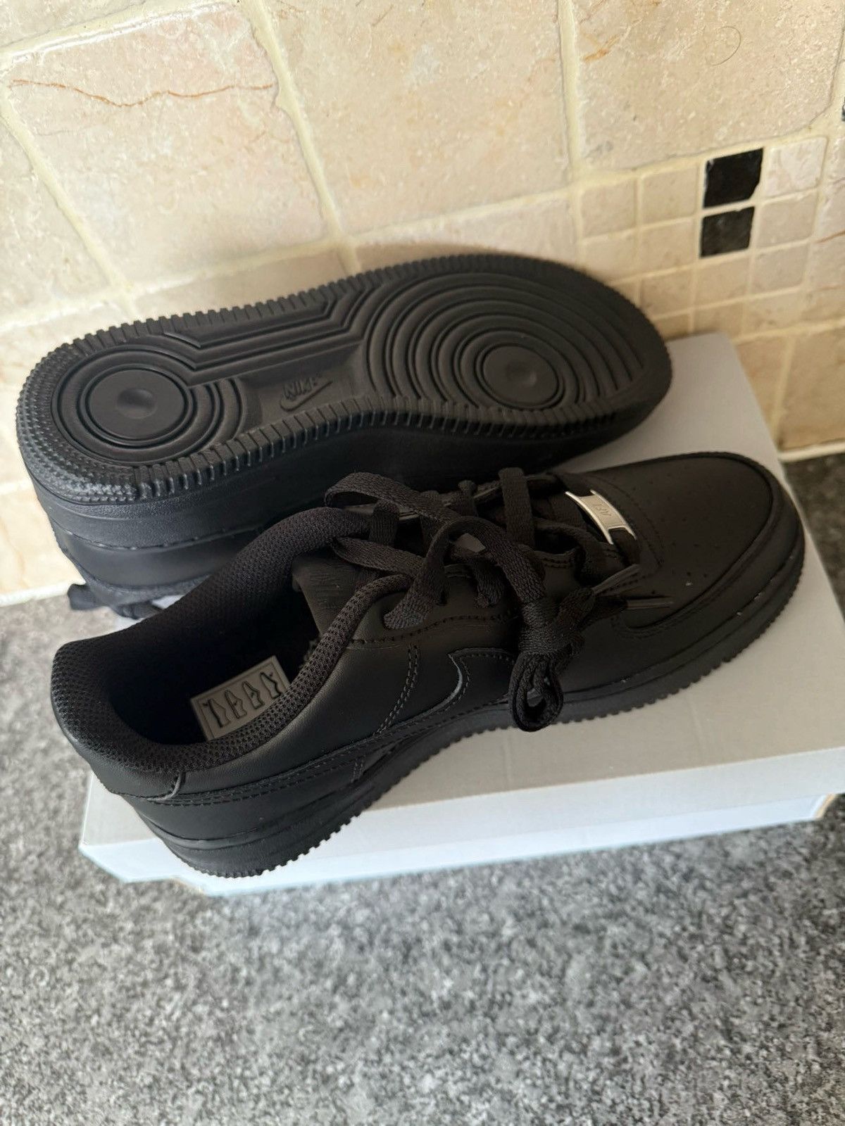 Nike Triple black AF1 Size US 7.5 / EU 40-41 - 5 Thumbnail