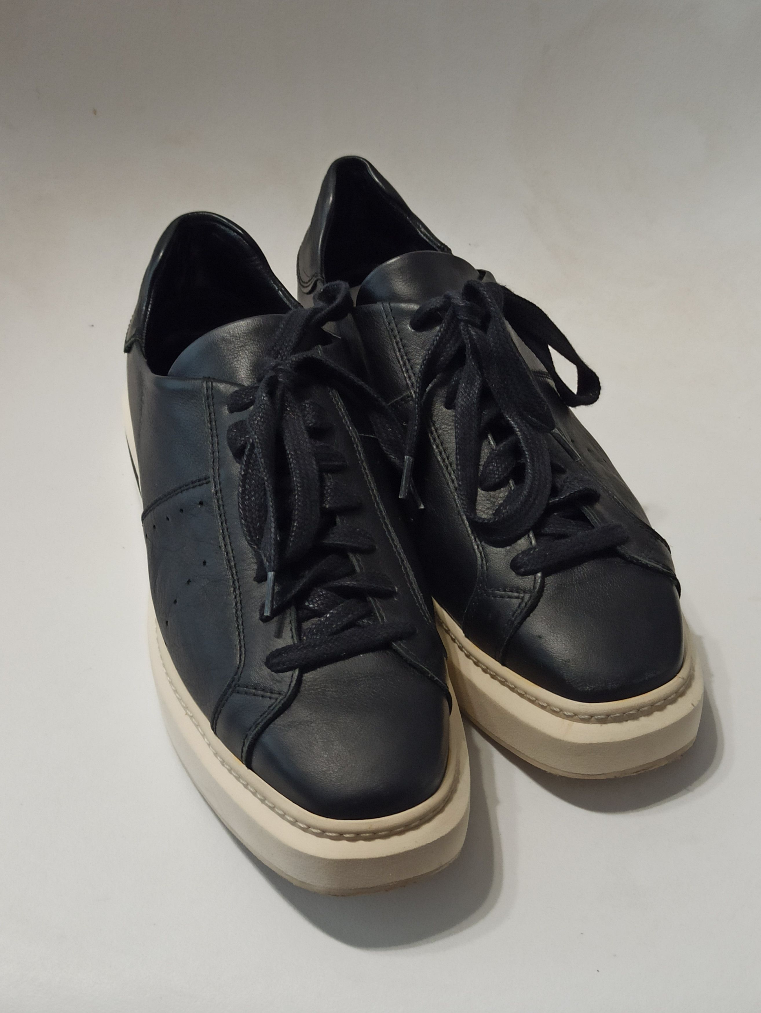 Designer Manuel Barcelo nappa low sneakers Size US 9.5 / IT 39.5 - 1 Thumbnail