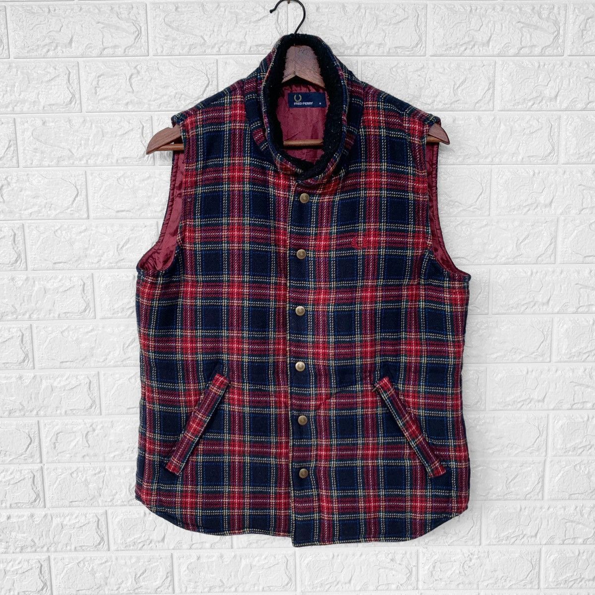 Fred Perry Fred Perry Fur Collar Plaid Checkered Vest Jacket Size US M / EU 48-50 / 2 - 1 Thumbnail