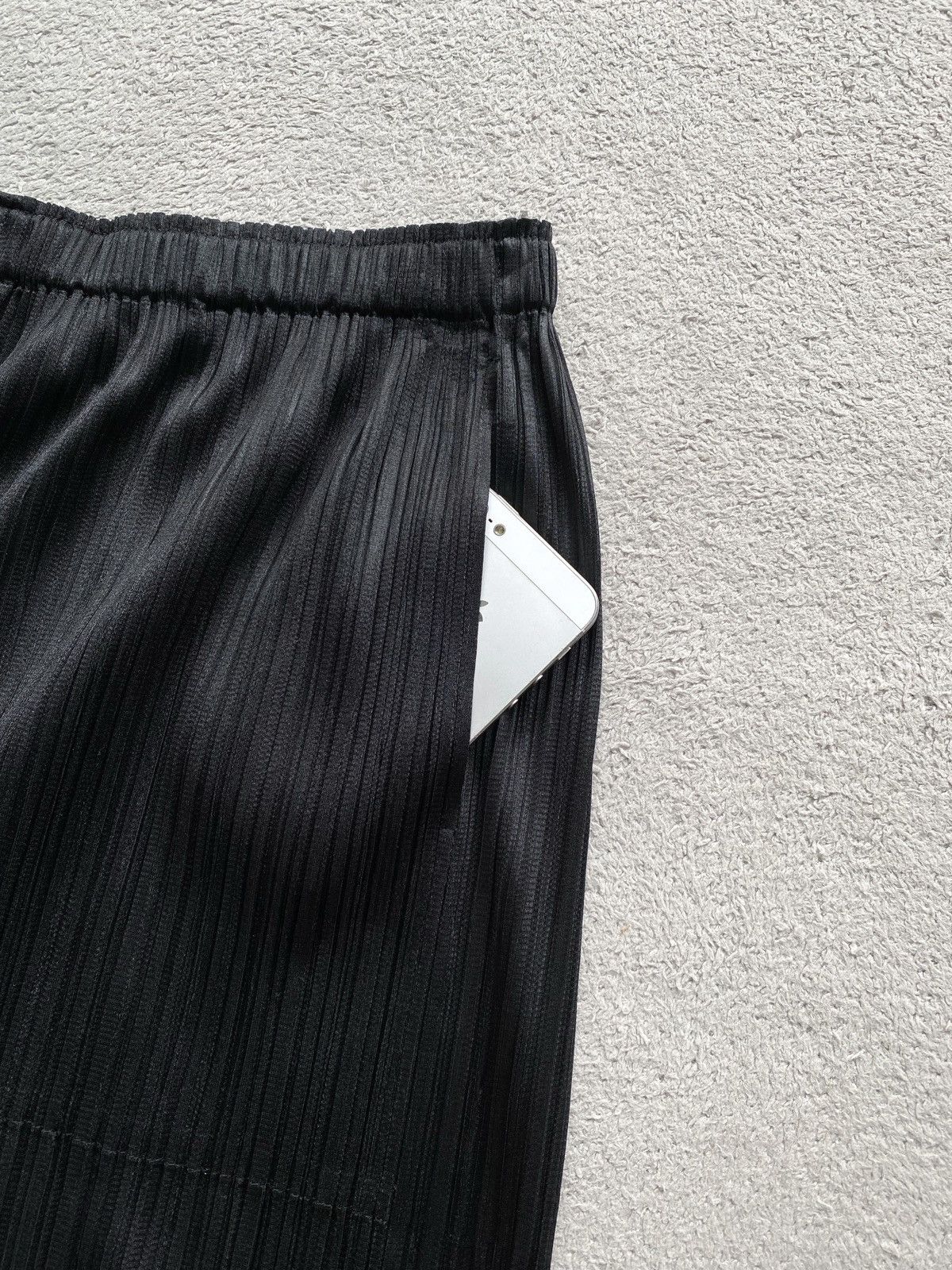 Issey Miyake × Pleats Please Issey Miyake ISSEY MIYAKE PLEATS PLEASE Pants Size 27" / US 4 / IT 40 - 4 Thumbnail
