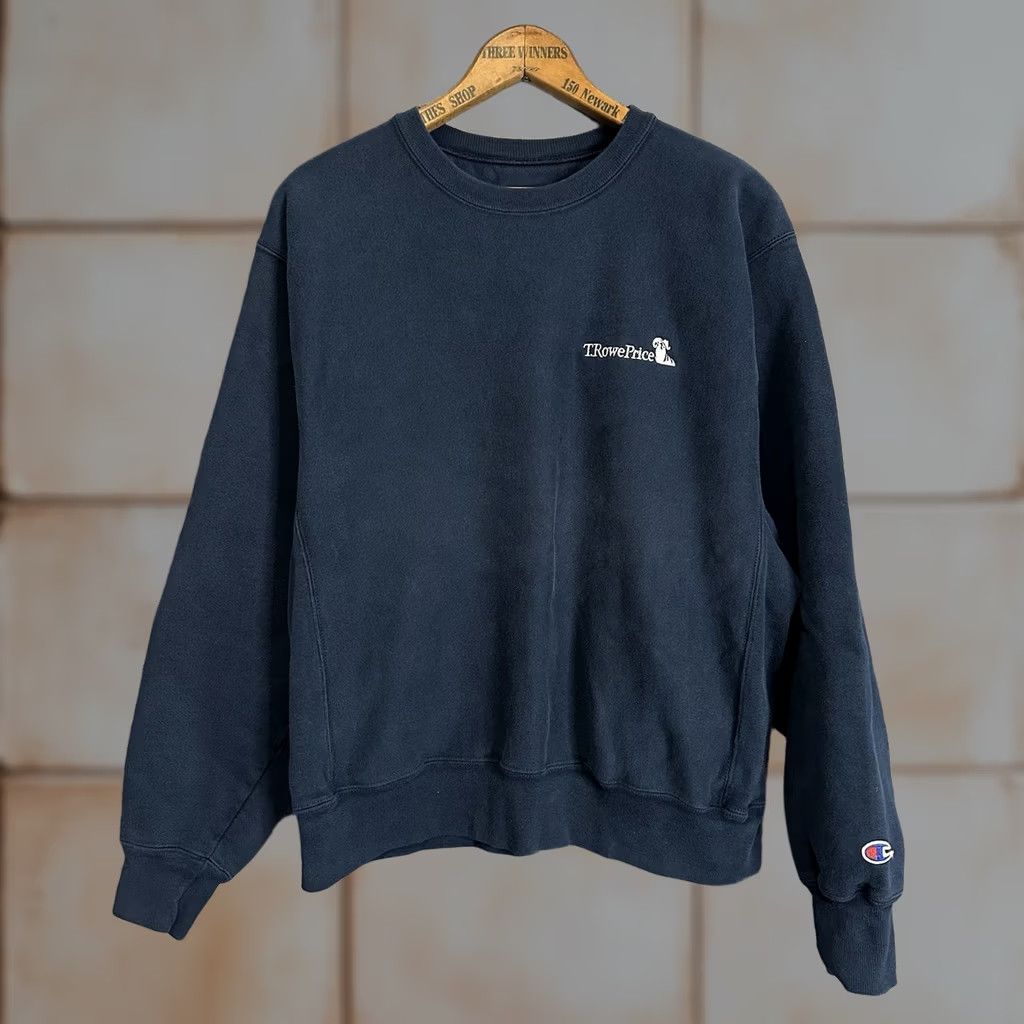 Champion VINTAGE Champion Reverse Weave Embroidered Sweatshirt Sz M Pullover Men Blue 90s Classic Gym Running Embroidered Cotton Blend Size US M / EU 48-50 / 2 - 1 Thumbnail