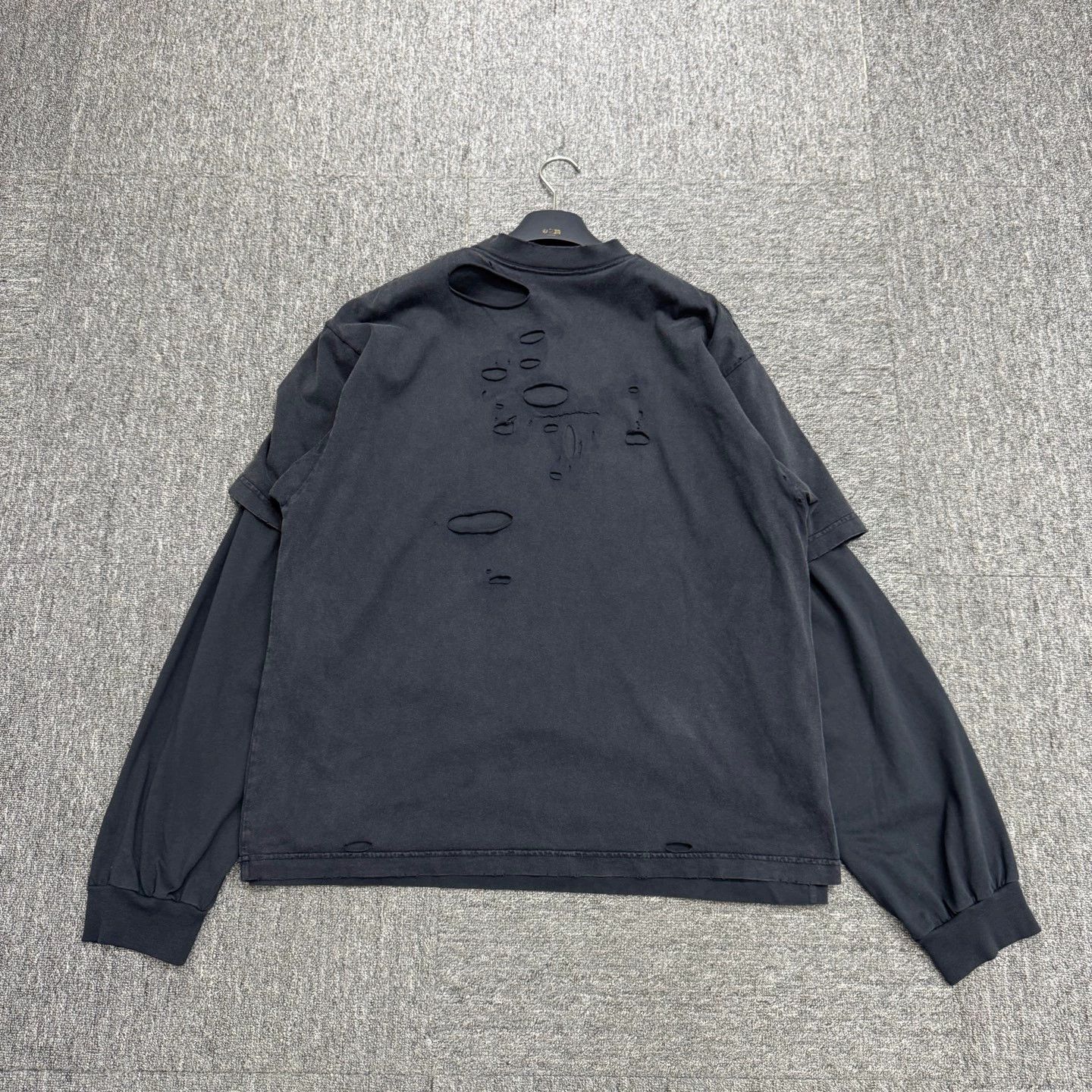 Balenciaga Balenciaga distressed layered long sleeve size S Size S / US 4 / IT 40 - 5 Thumbnail