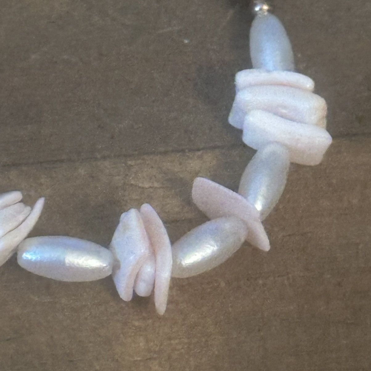 Vintage Vintage shell chips and pearls bracelet Size ONE SIZE - 3 Thumbnail