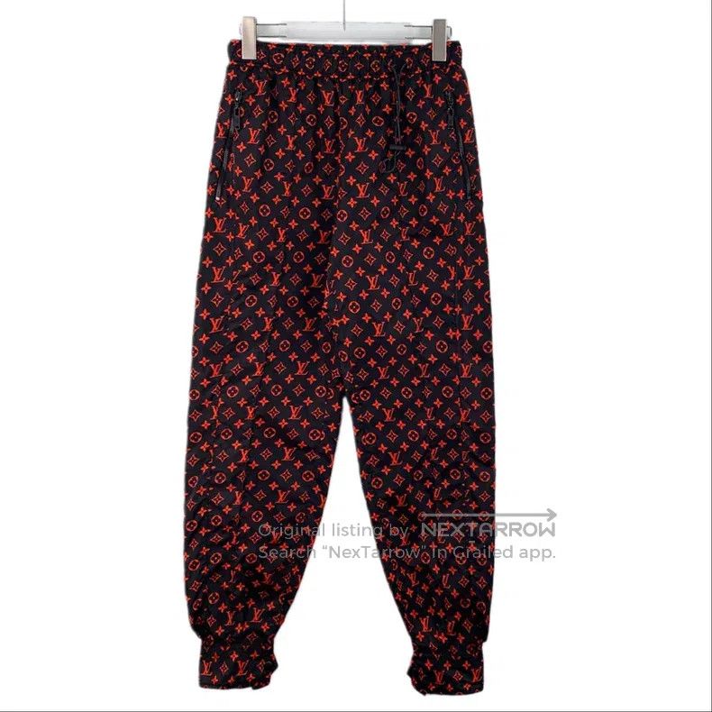 Louis Vuitton Louis Vuitton Monogram Crimson logo full print drawstring Size US 36 / EU 52 - 1 Thumbnail