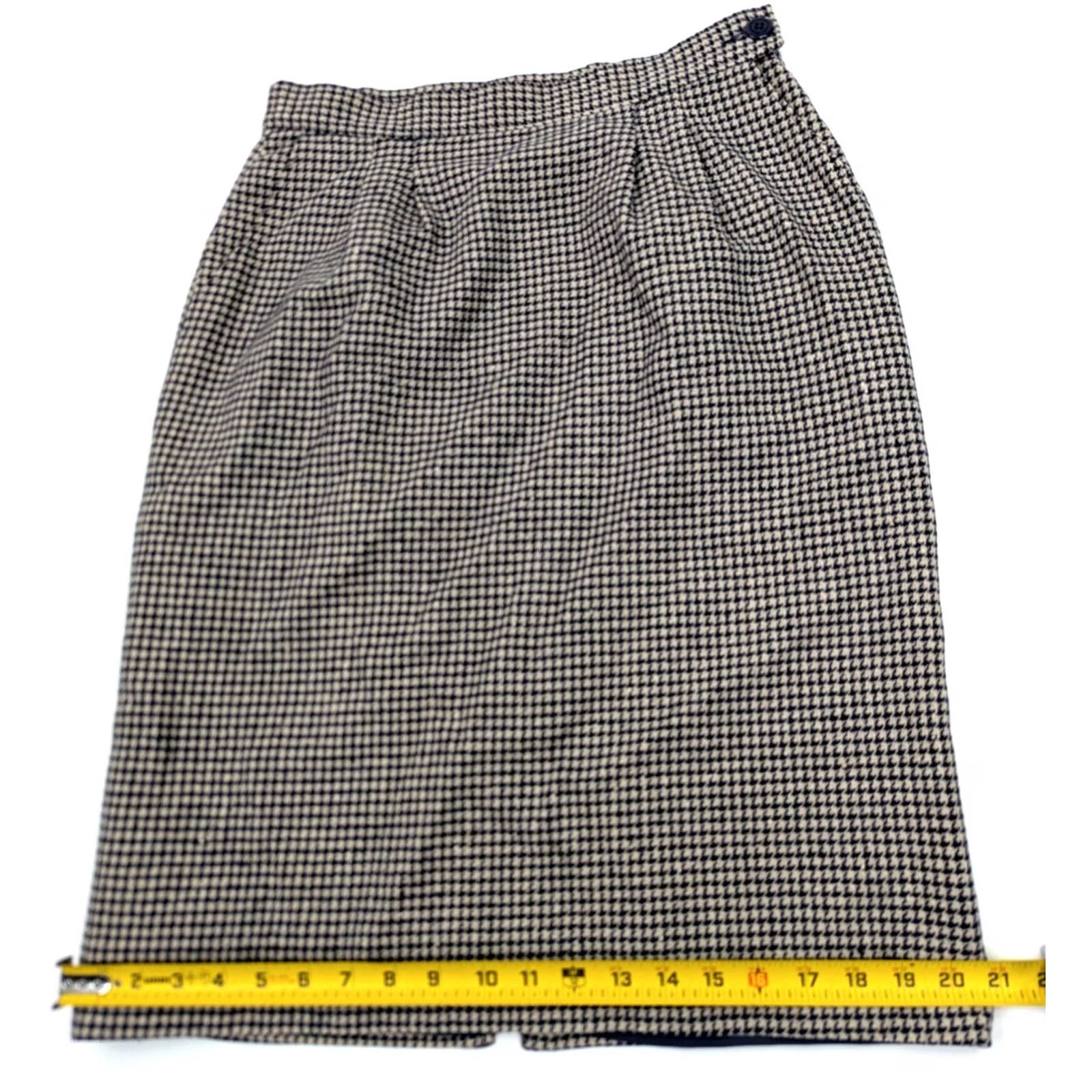 Pendleton VINTAGE Miss Pendleton Houndstooth Pencil Skirt Women 12 Wool Lined EUC Size 34" / US 12 / IT 48 - 3 Thumbnail