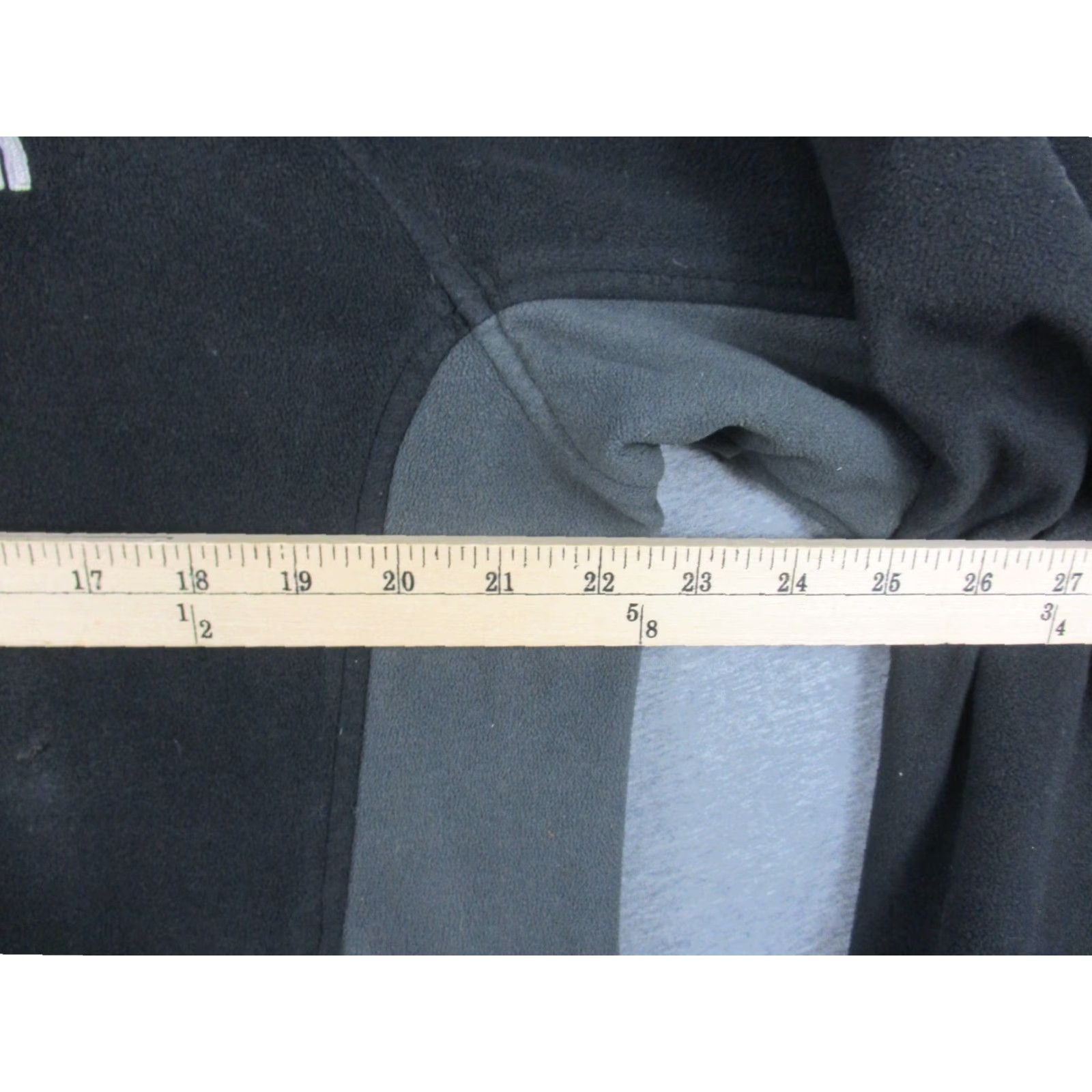 The North Face VINTAGE The North Face Jacket Mens Medium Gray Black Fleece Zip Pocket jacket Men M Gray Black fleece zipper pockets Size US M / EU 48-50 / 2 - 7 Thumbnail