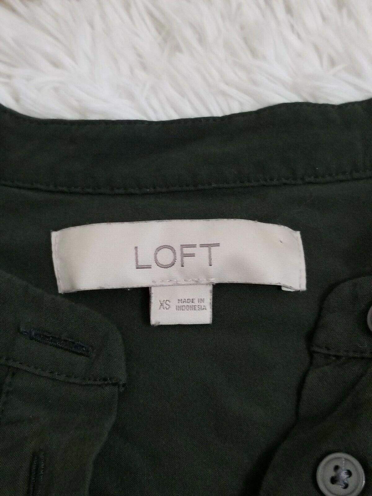 Ann Taylor Ann Taylor Loft Top Extra Small Green Long Sleeve V Neck Size XS / US 0-2 / IT 36-38 - 3 Thumbnail