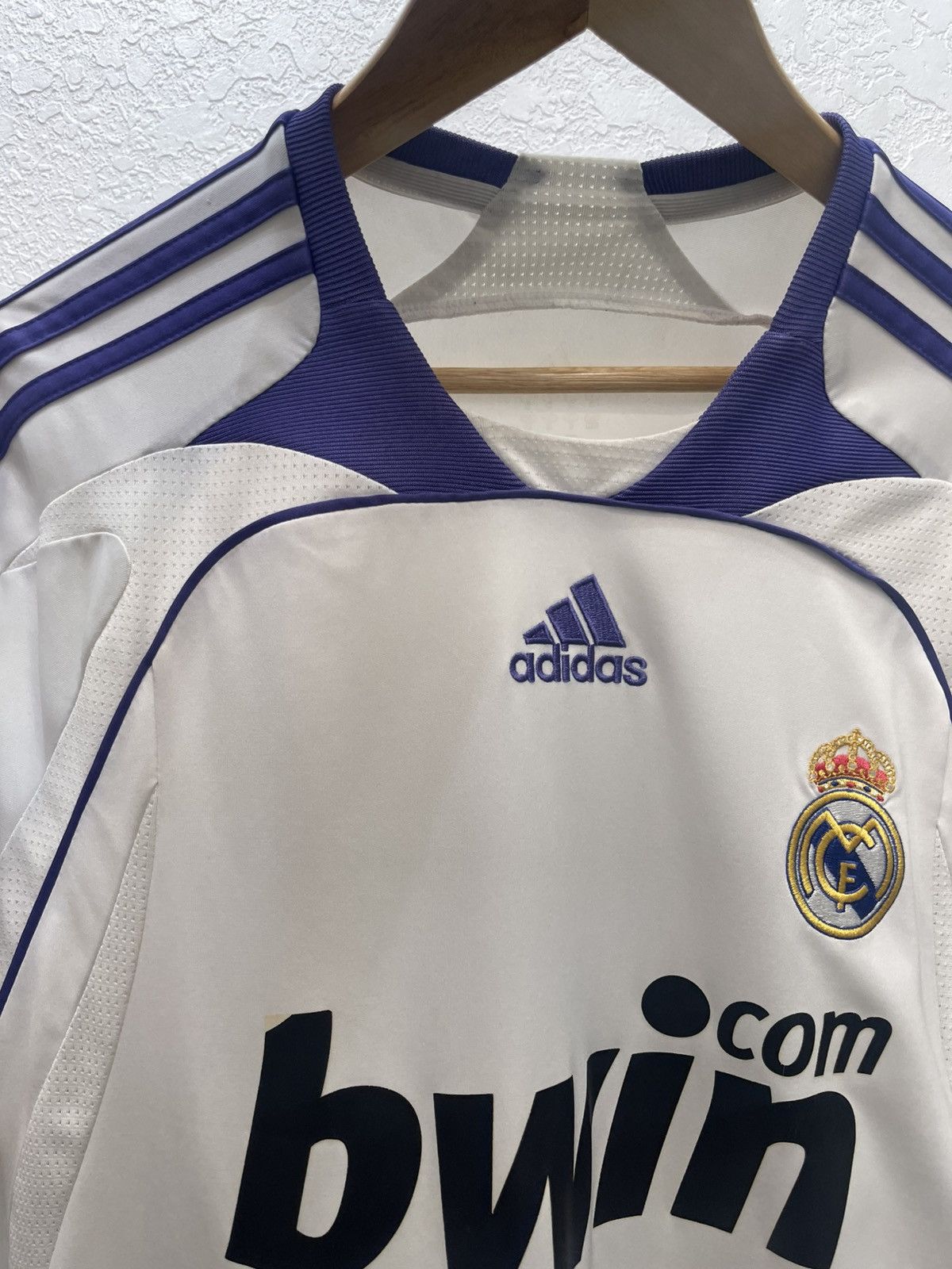 Adidas 2007-2008 REAL MADRID HOME M Size US M / EU 48-50 / 2 - 2 Thumbnail