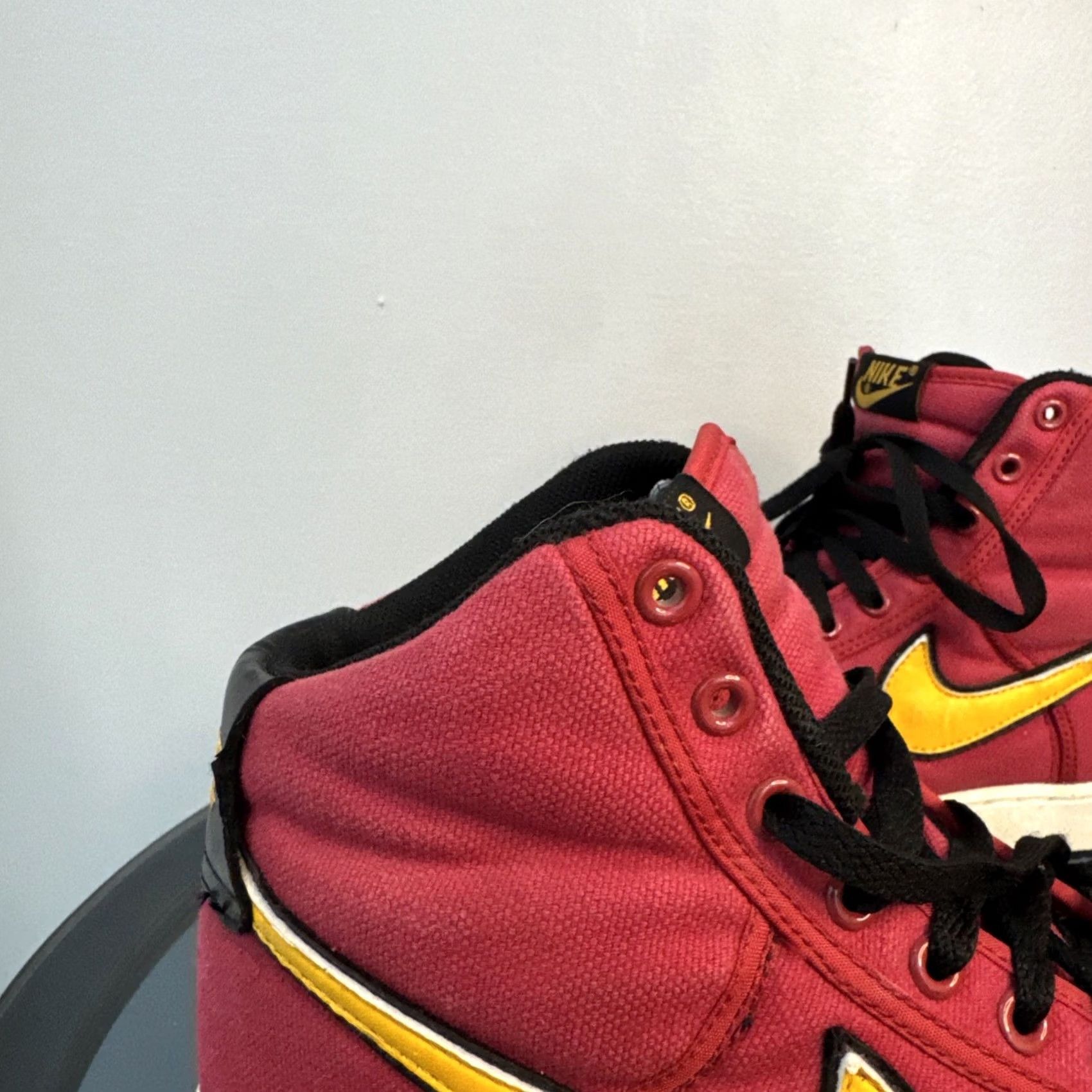 Nike VINTAGE Nike Vandal Hi Canvas Varsity Red & Yellow Athletic Sneaker 308852-671 Rare 2004 Men’s 9 Size US 9 / EU 42 - 2 Thumbnail
