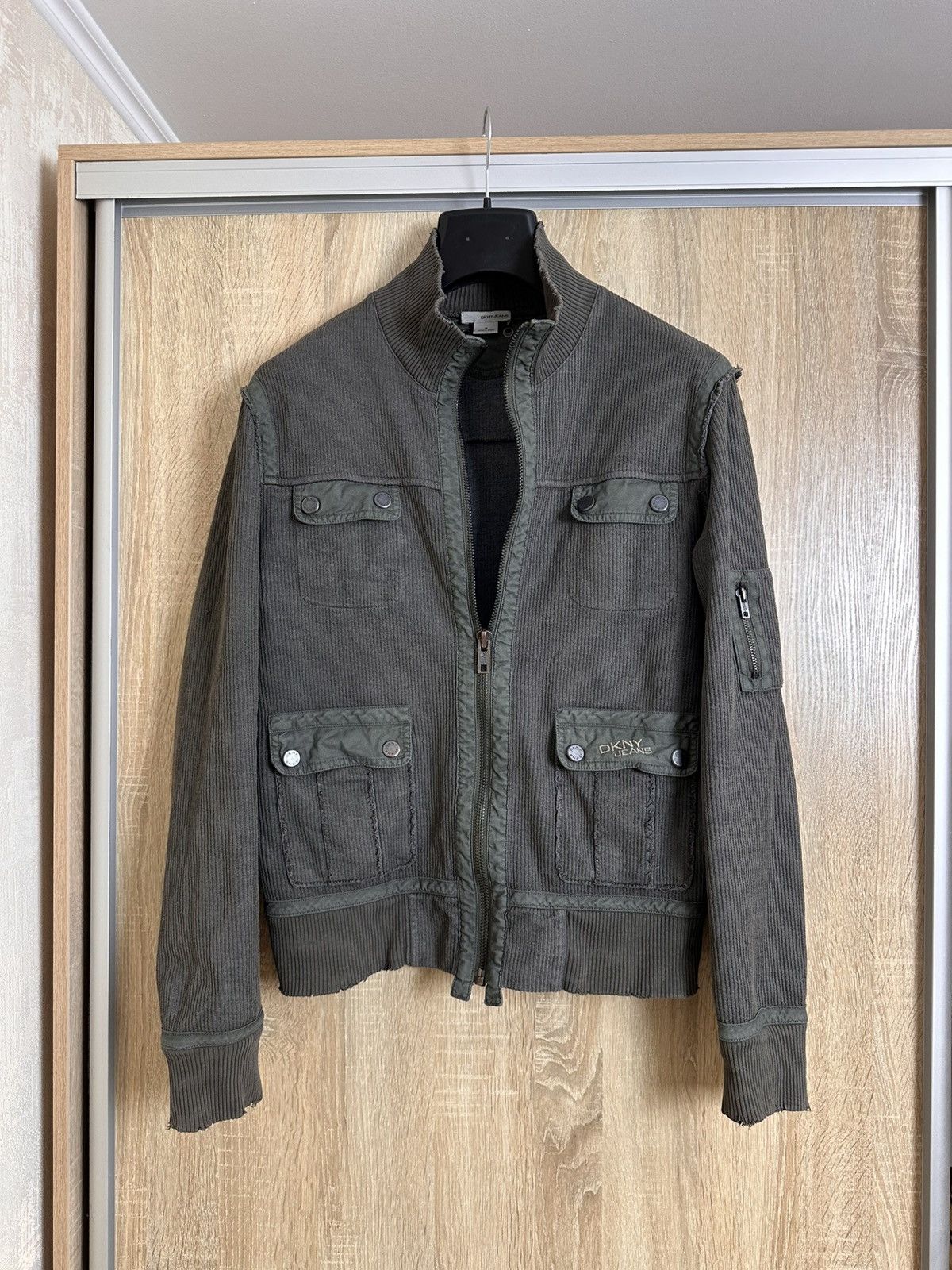 DKNY 🔥 DKNY JEANS Zip Up Military Pocket Distressed Pullover Y2K Size US M / EU 48-50 / 2 - 1 Thumbnail