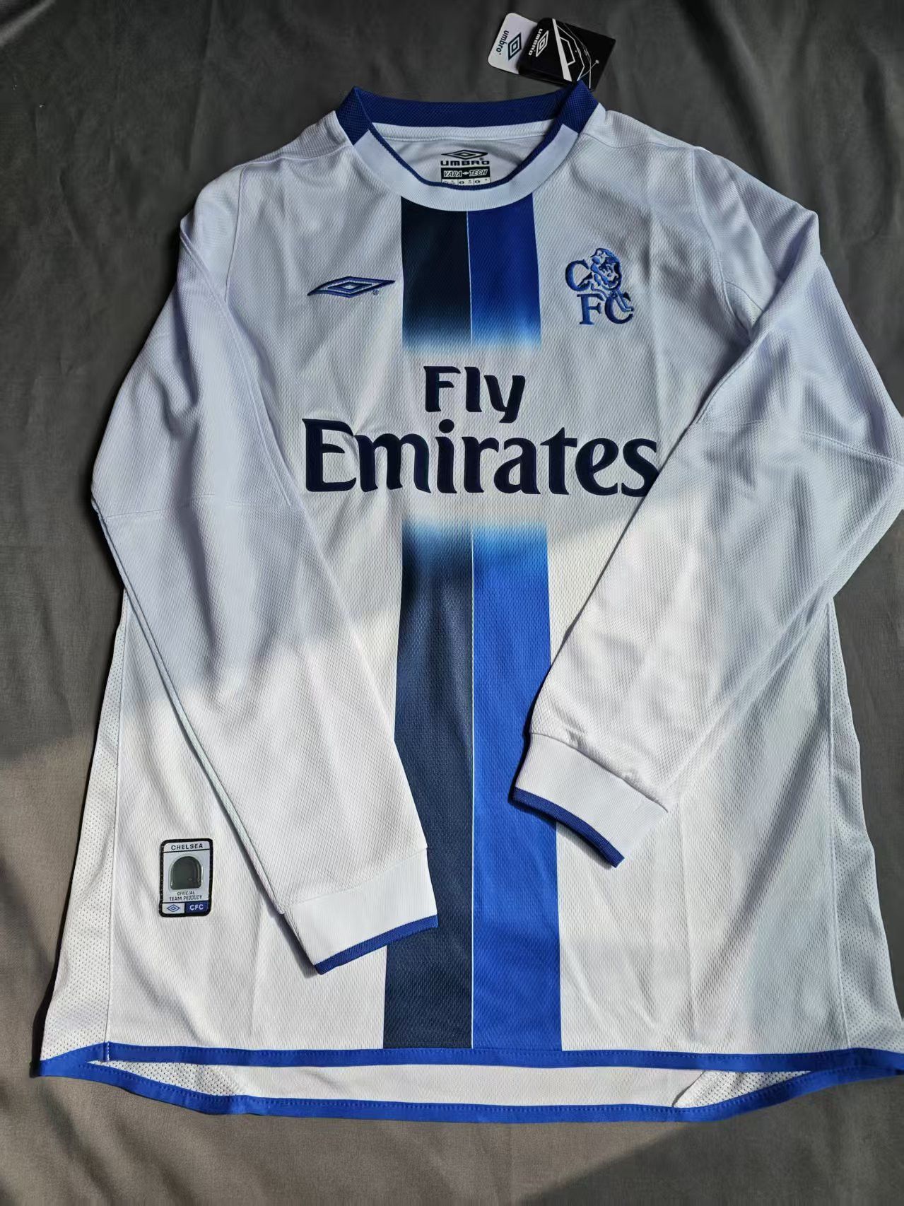 Other Chelsea Jersey Away 2003 05 Season Size US L / EU 52-54 / 3 - 1 Thumbnail