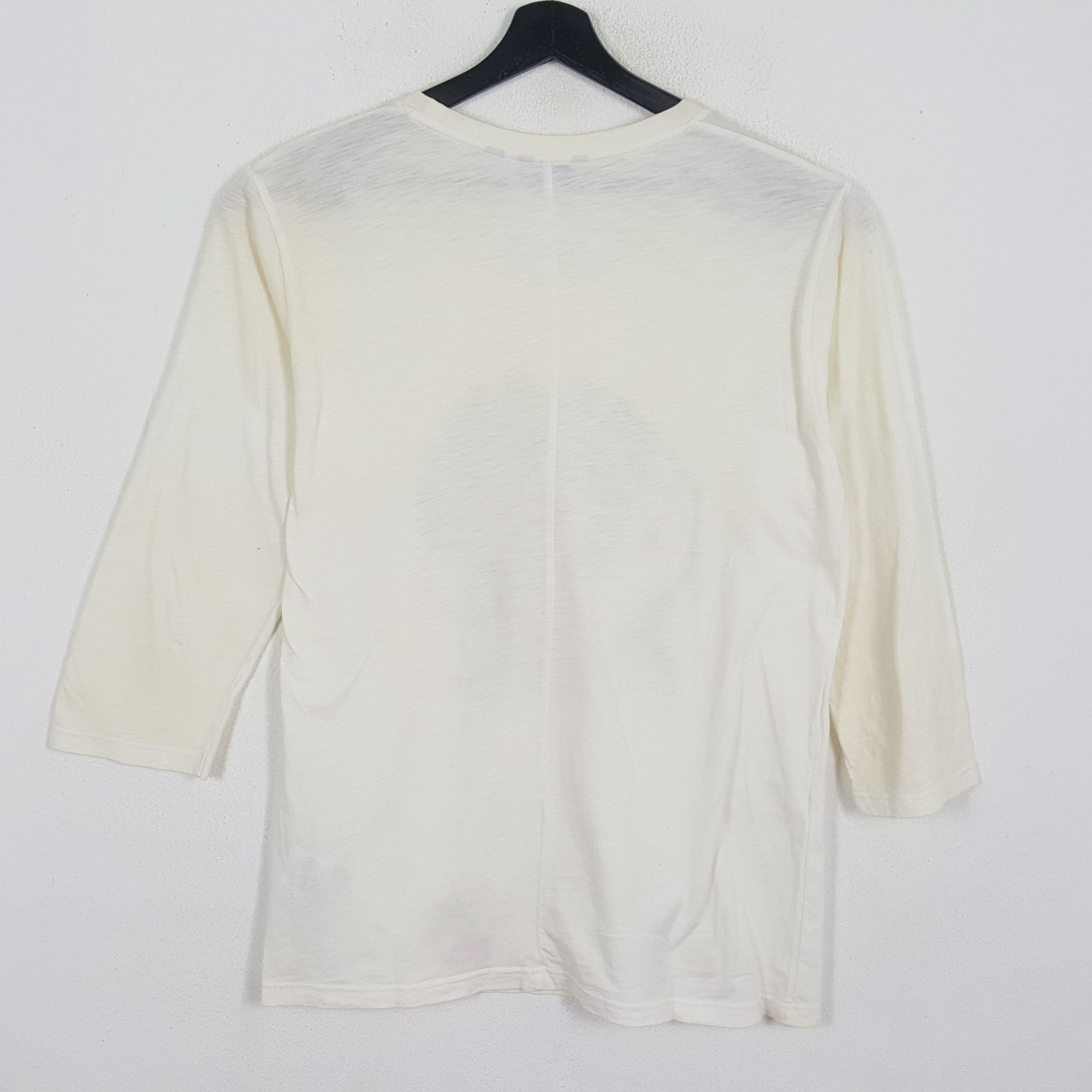 Undercover × Uniqlo UNIQLO UNDERCOVER Japanese Brand Center Design Tshirt Size US L / EU 52-54 / 3 - 3 Thumbnail