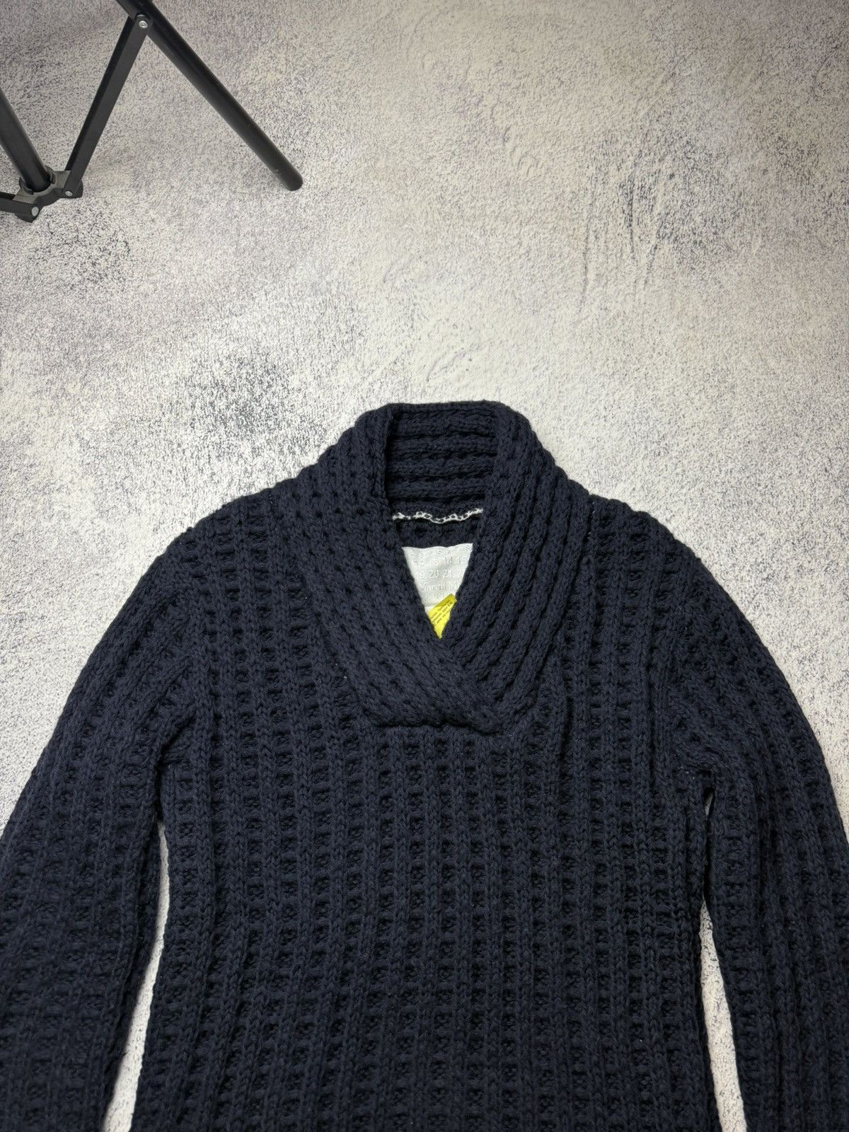 H&M × Maison Margiela Maison Margiela H&M Cable Knit V-Neck Wool Sweater Jumper Size US S / EU 44-46 / 1 - 15 Thumbnail