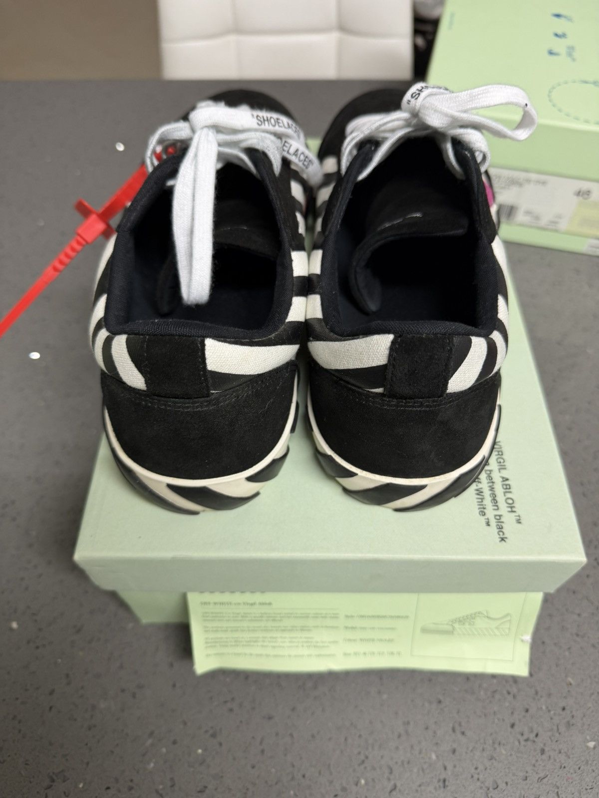 Off-White Off-White Vulc Low Stripe Violet SS20 46EU Size US 12 / EU 45 - 4 Thumbnail