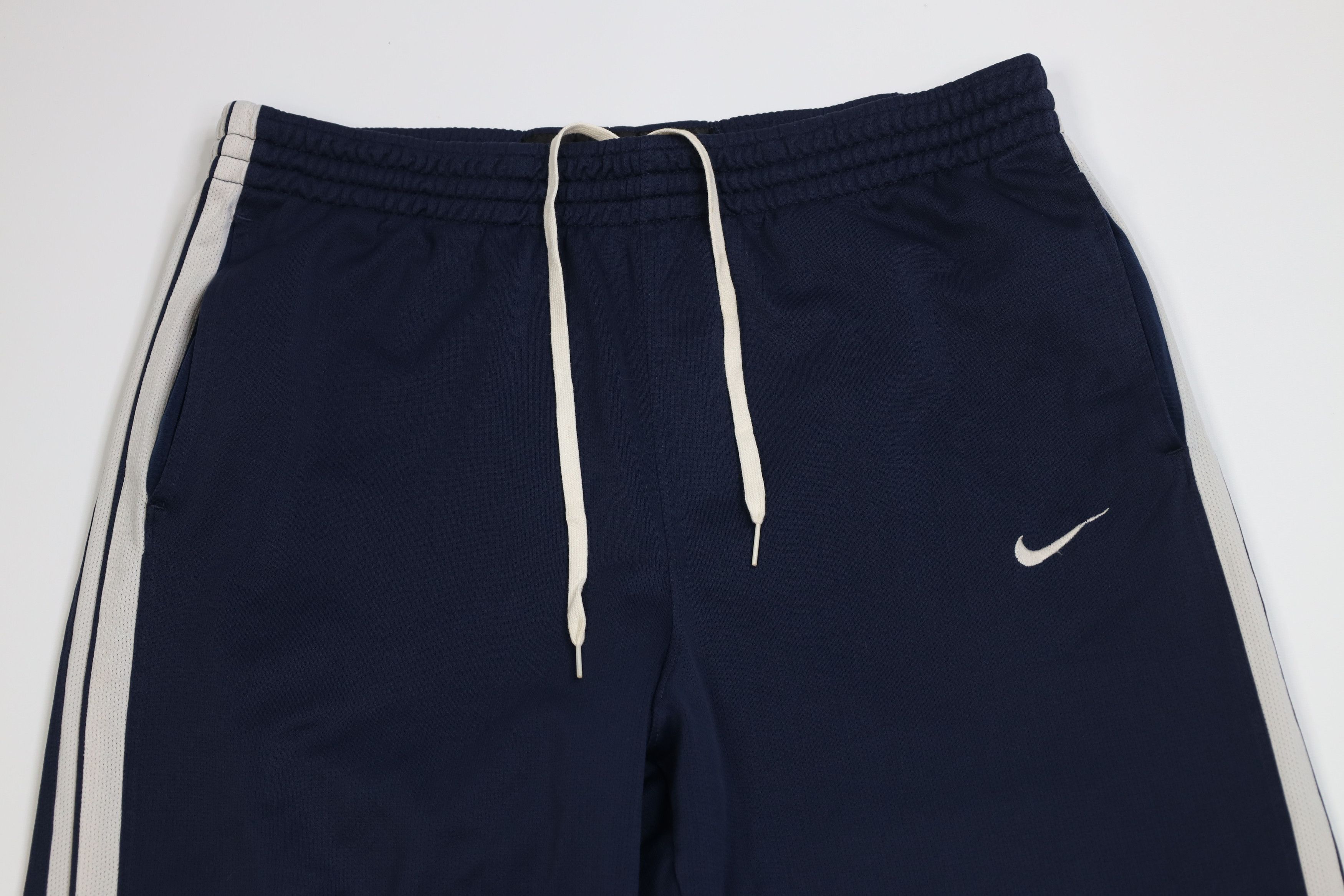 Nike Vintage Y2K Nike Basketball Scott Mini Swoosh Wide Leg Pants Size US 36 / EU 52 - 2 Thumbnail