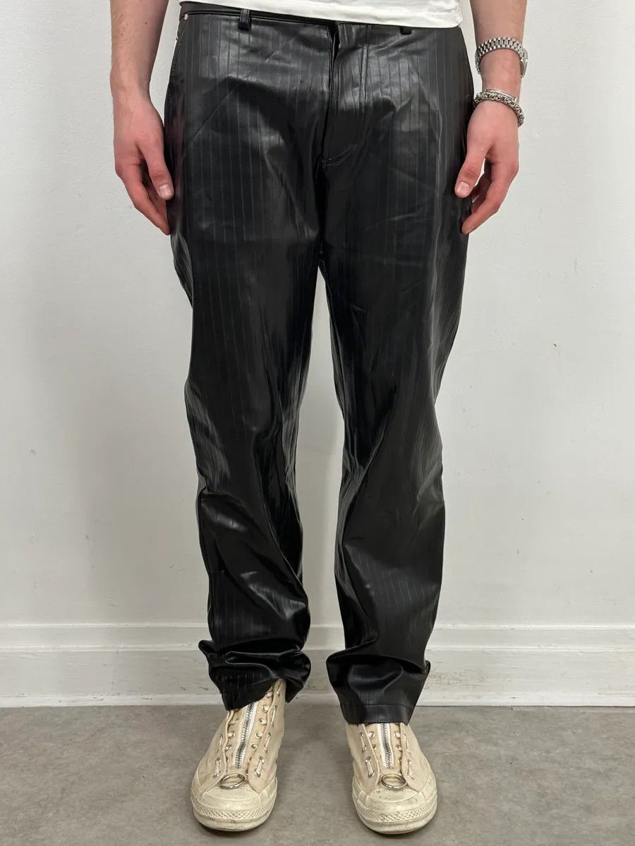 Versace 2000s Versace Black Lined Faux Leather Pants Size US 32 / EU 48 - 2 Thumbnail
